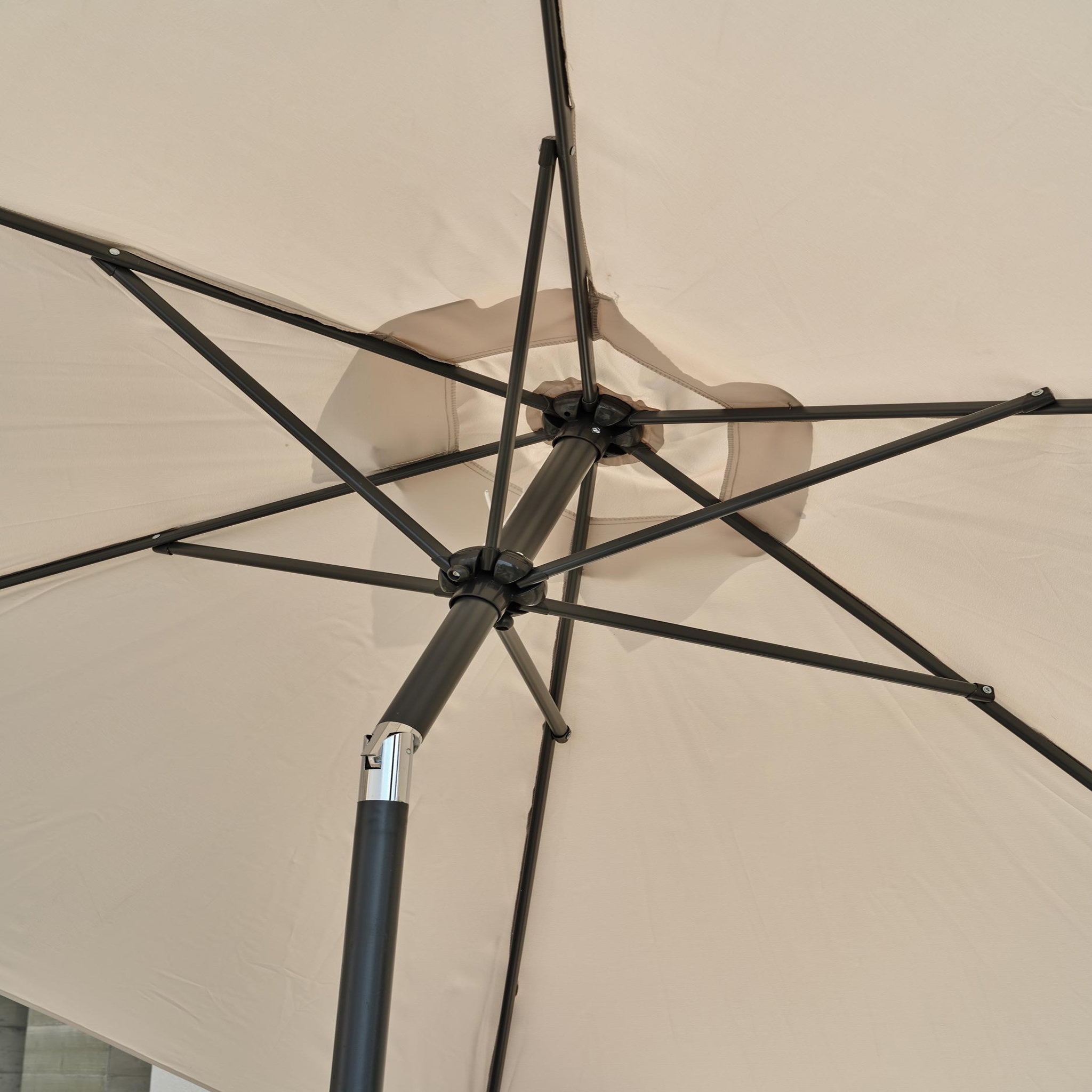 Voir la diapositive 5 : DCB GARDEN Parasol à manivelle en aluminium  et toile