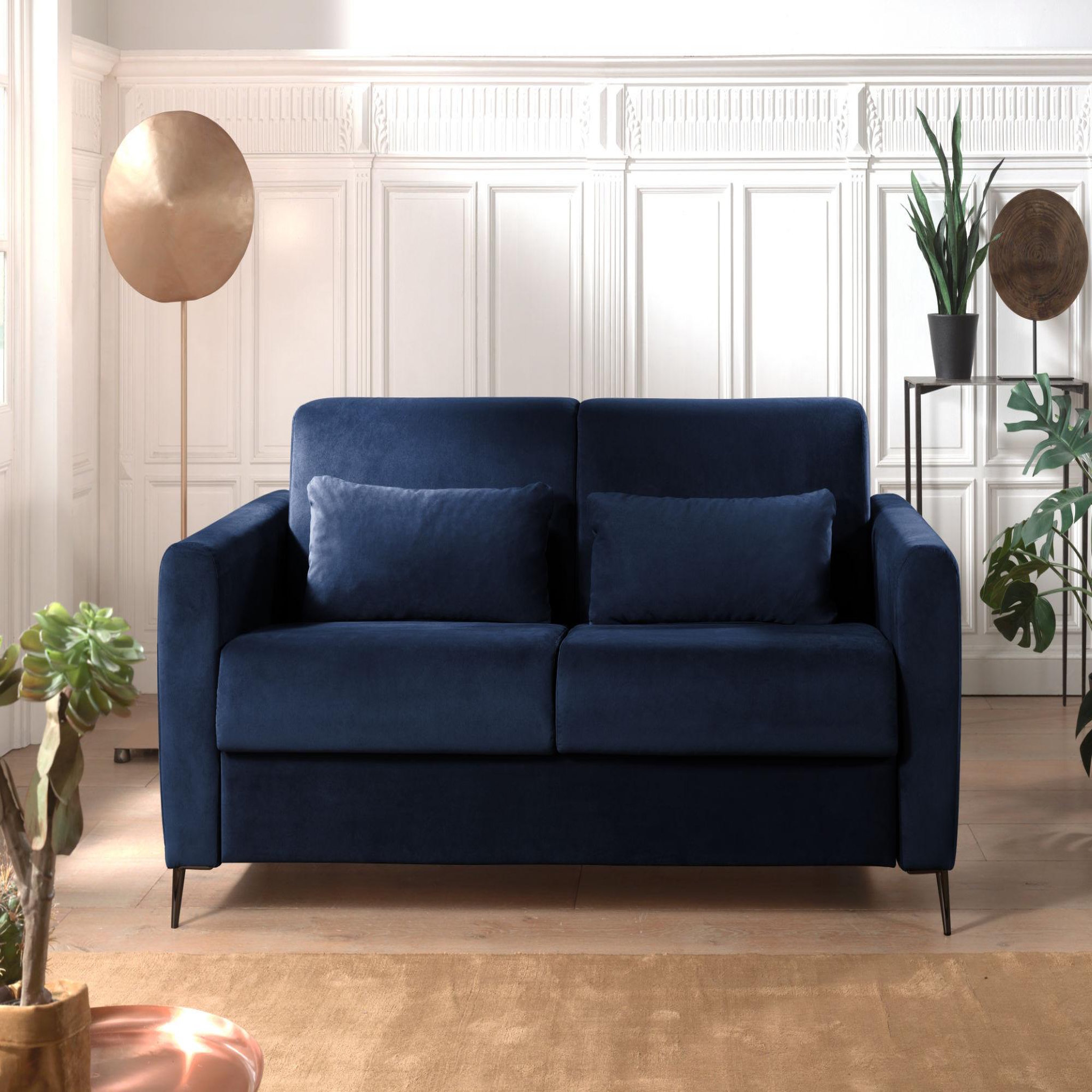 Voir la diapositive 2 : LISA DESIGN Owen - canapé 3 places convertible express couchage quotidien 140 cm matelas 12 cm en velours