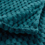 Voir la diapositive 2 : Paris Prix Plaid Flanelle en Relief  Mini Frosty  125x150cm Bleu