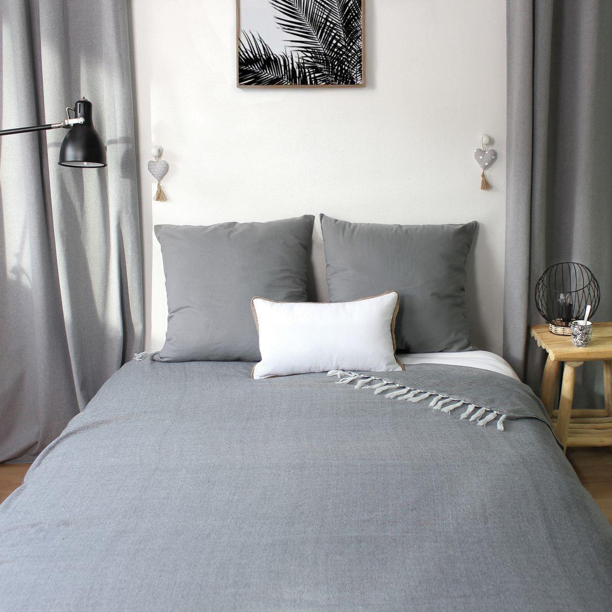 Voir la diapositive 3 : ENJOY HOME Plaid uni à franges xl  dobby  180x220cm gris foncé