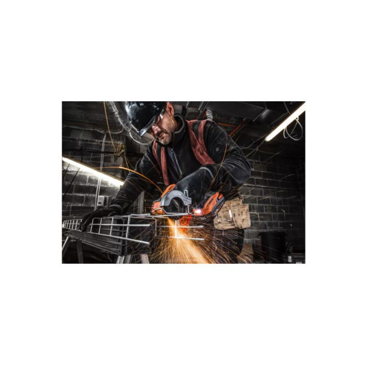 AEG Pack AEG Scie sabre - Mini scie multi-matériaux - 18 V - Subcompact - Brushless