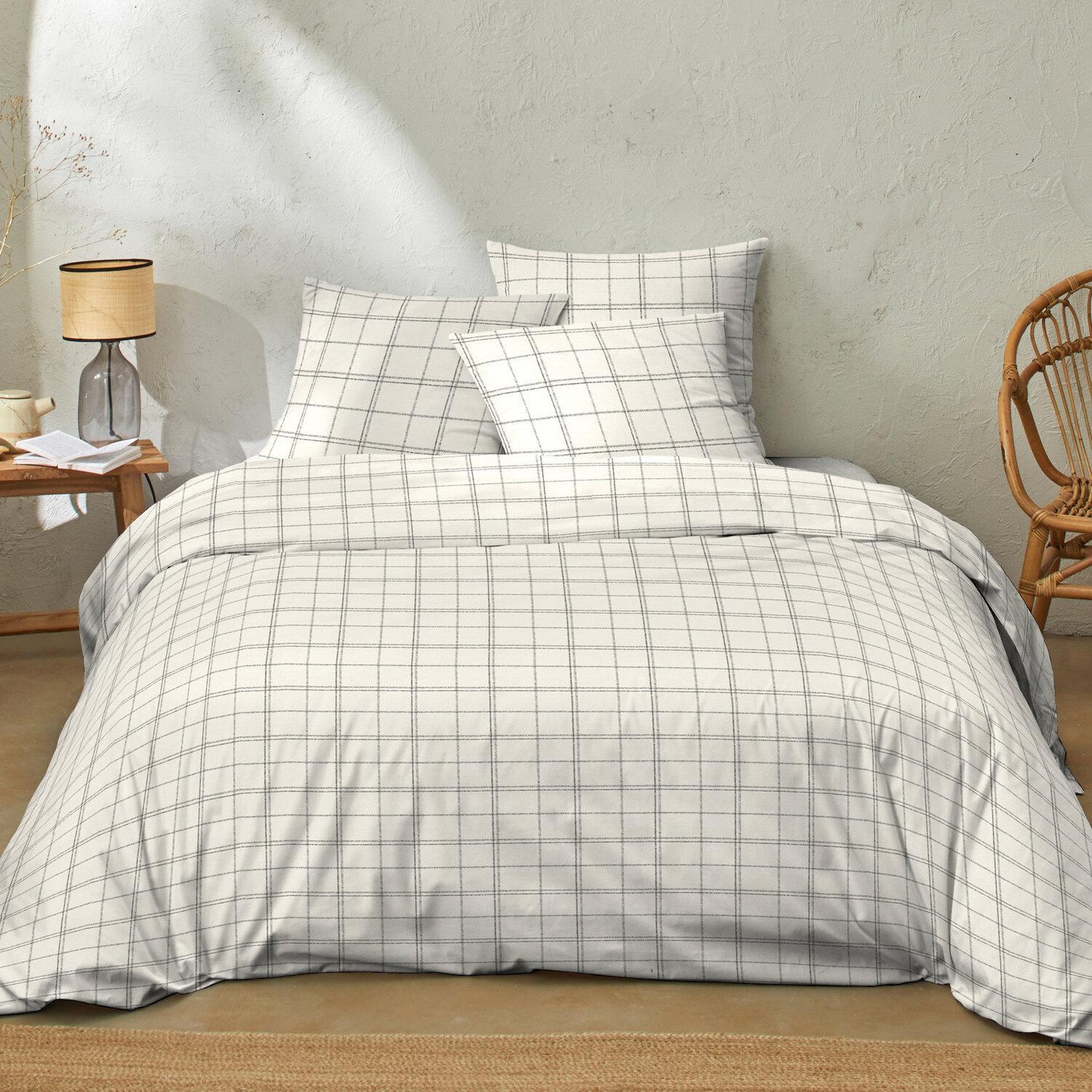Home collection Parure housse de couette prades ecru. Coloris disponibles : Blanc