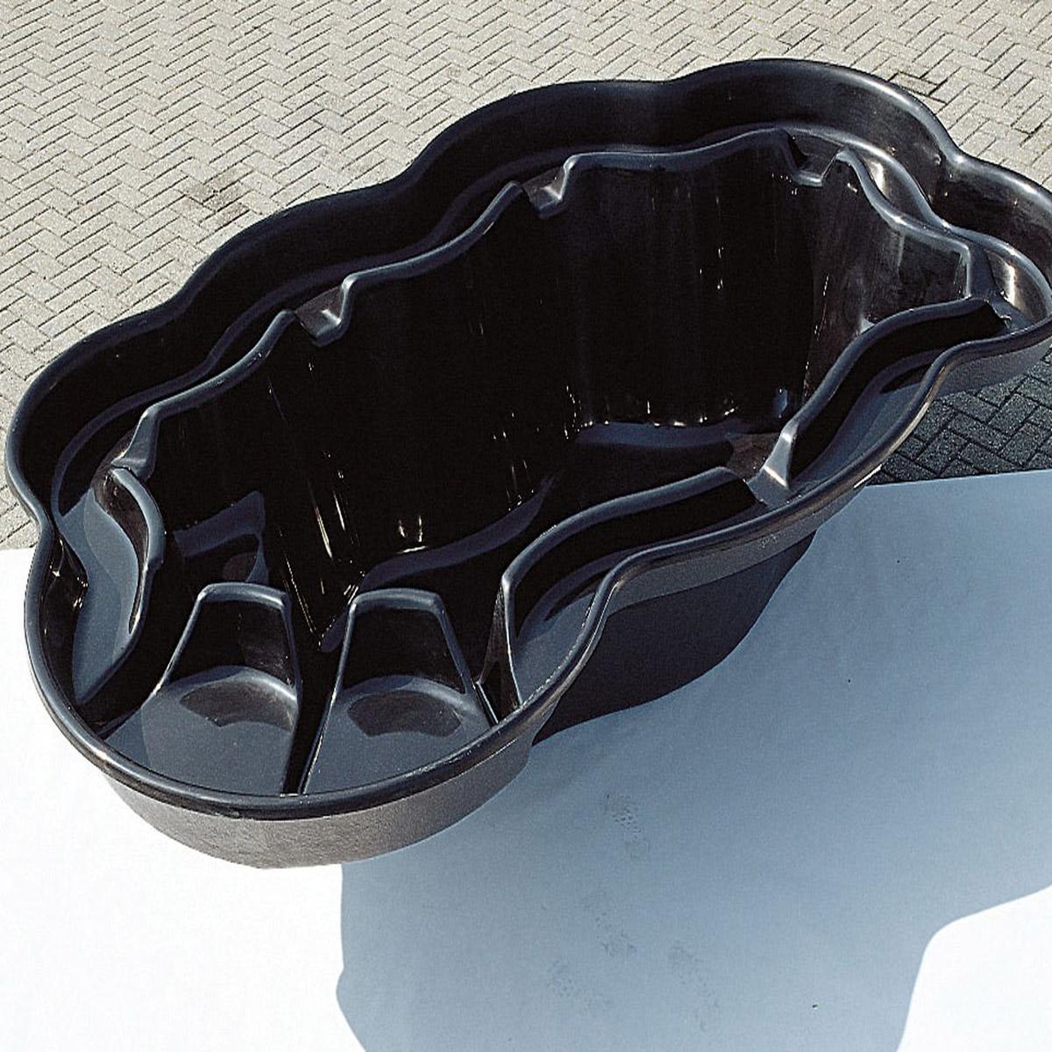 Voir la diapositive 2 : Ubbink Bassin préformé Neptunus V - 8,74 m² - 3800 L
