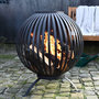 Voir la diapositive 4 : ESSCHERT DESIGN Esschert Design Balle a feu Bandes Noir Acier au carbone FF400
