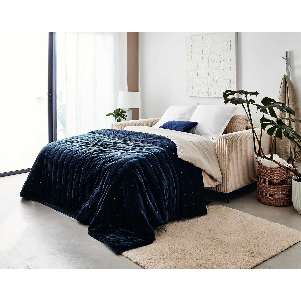 LISA DESIGN Owen - canapé 3 places convertible express couchage quotidien 140 cm matelas 12 cm en velours côtelé grosses côtes