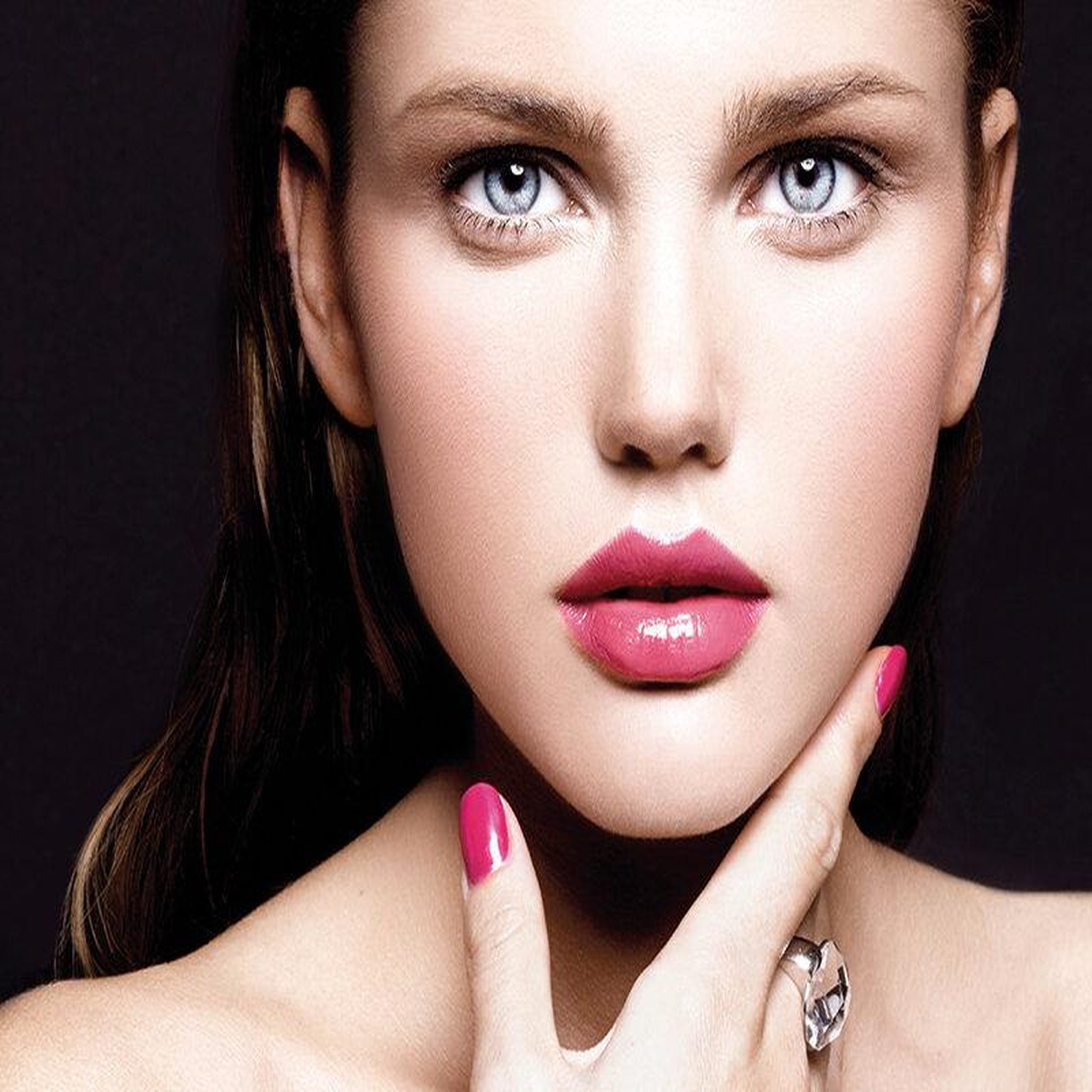 Voir la diapositive 3 : Smartbox Cours de maquillage personnalisé de 1h à toulouse - coffret cadeau bien-être
