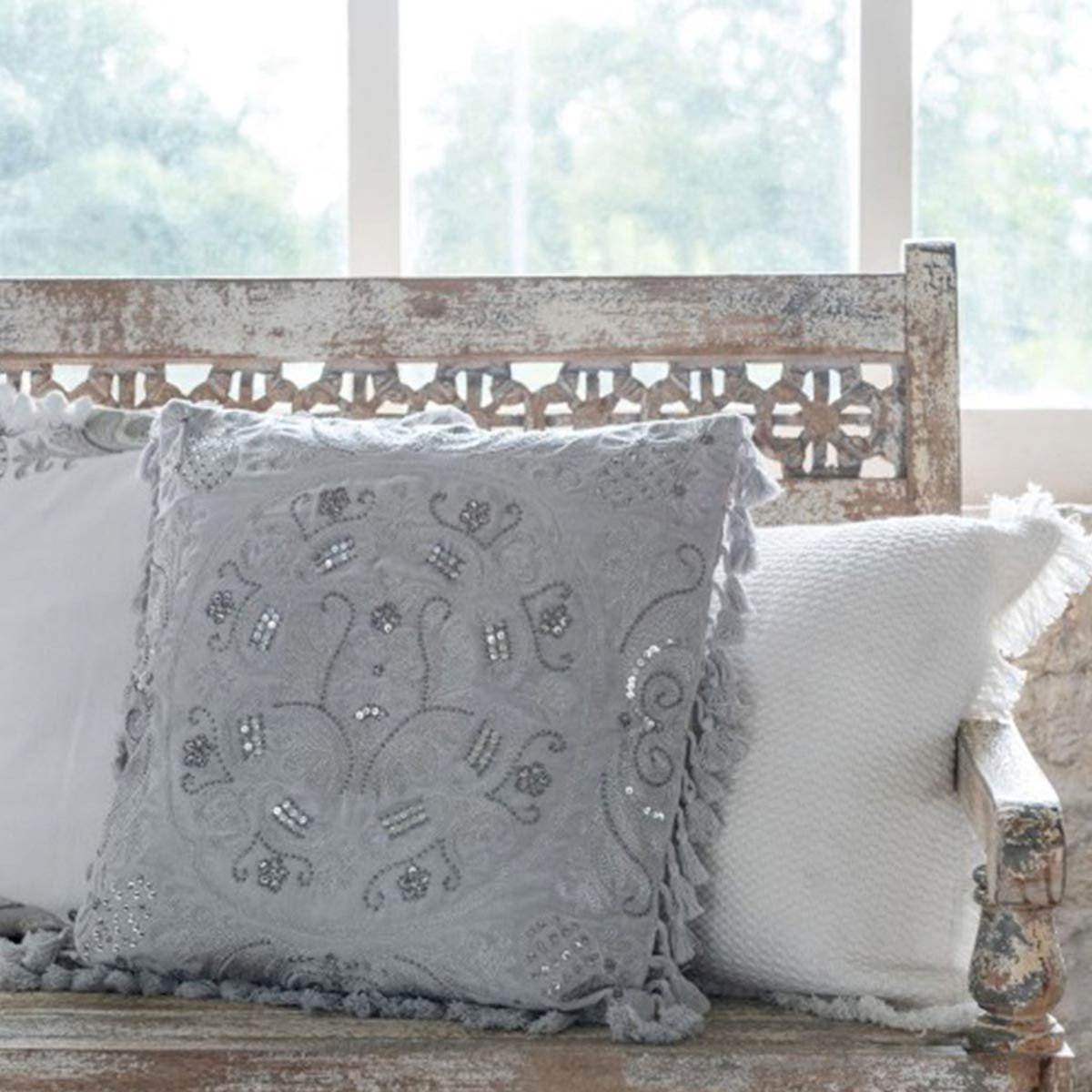 Paris Prix Coussin Velours à Pompons  Marocain  45x45cm Gris