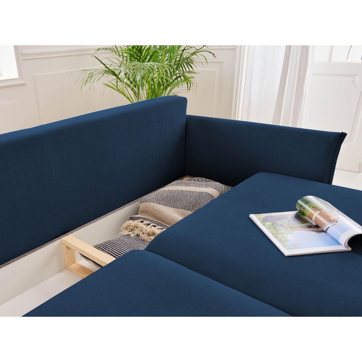 LISA DESIGN Valentina - canapé 3 places convertible - avec coffre - en velours côtelé - style contemporain