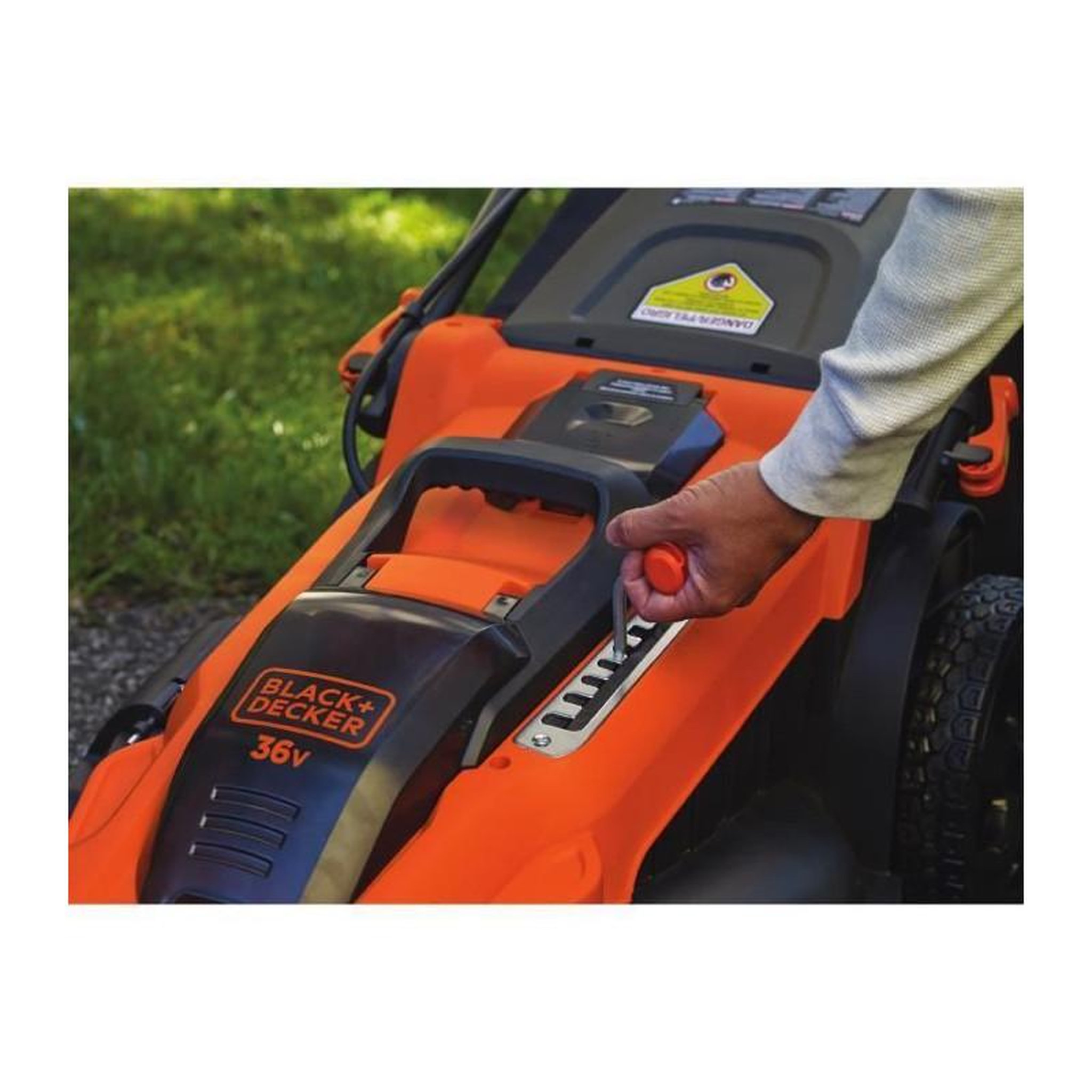 Voir la diapositive 4 : Black et Decker BLACK + DECKER Tondeuse autosense sur batterie 48cm 36 V 2x2 Ah