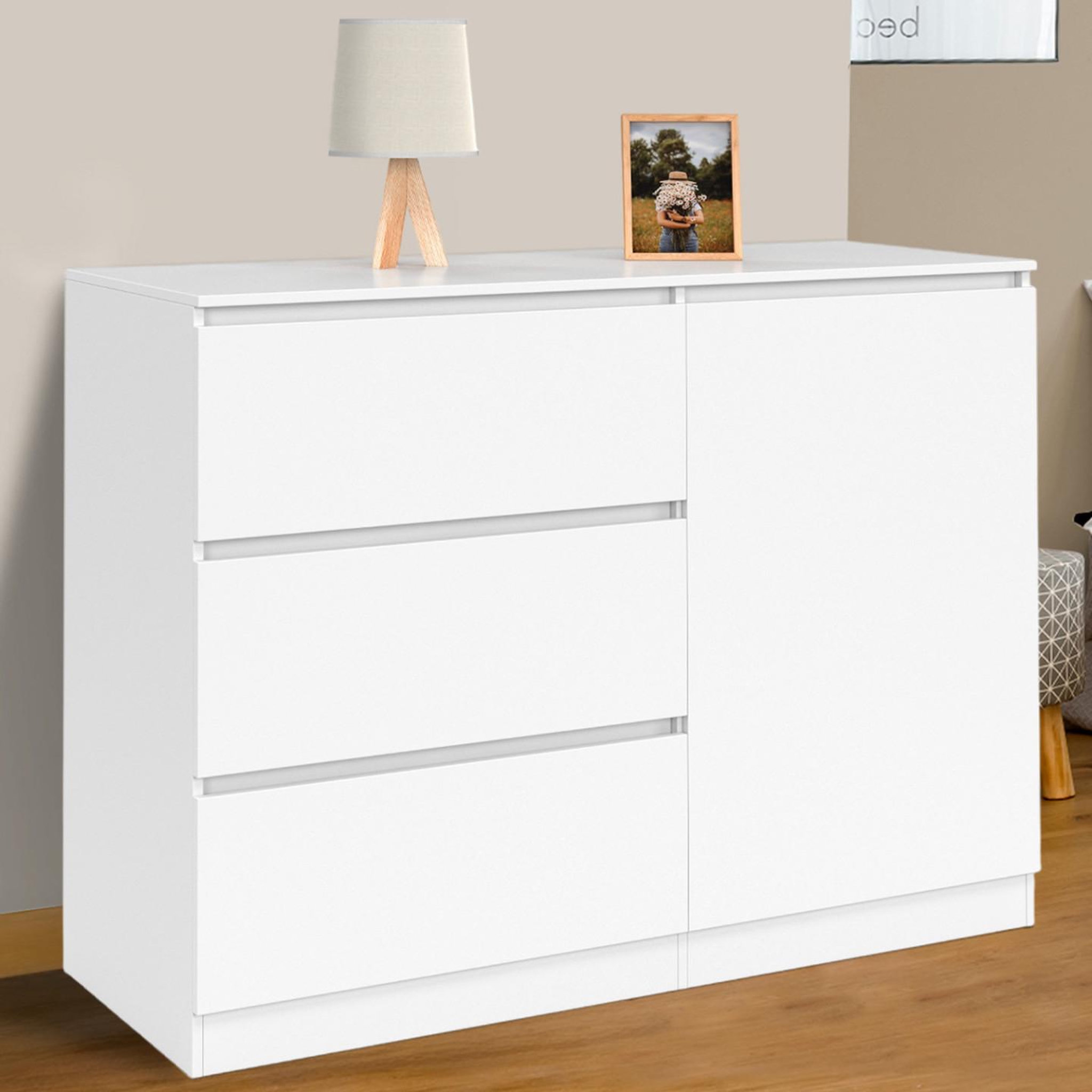 Voir la diapositive 2 : ID MARKET Commode 3 tiroirs + 1 porte tomi 110 cm bois blanc