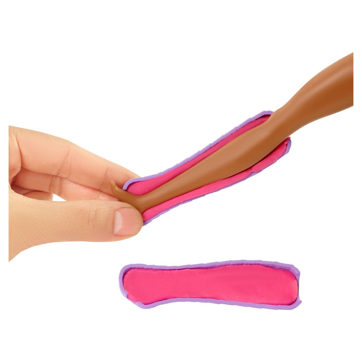 BARBIE  Coffret clinique de Barbie + poupée Barbie