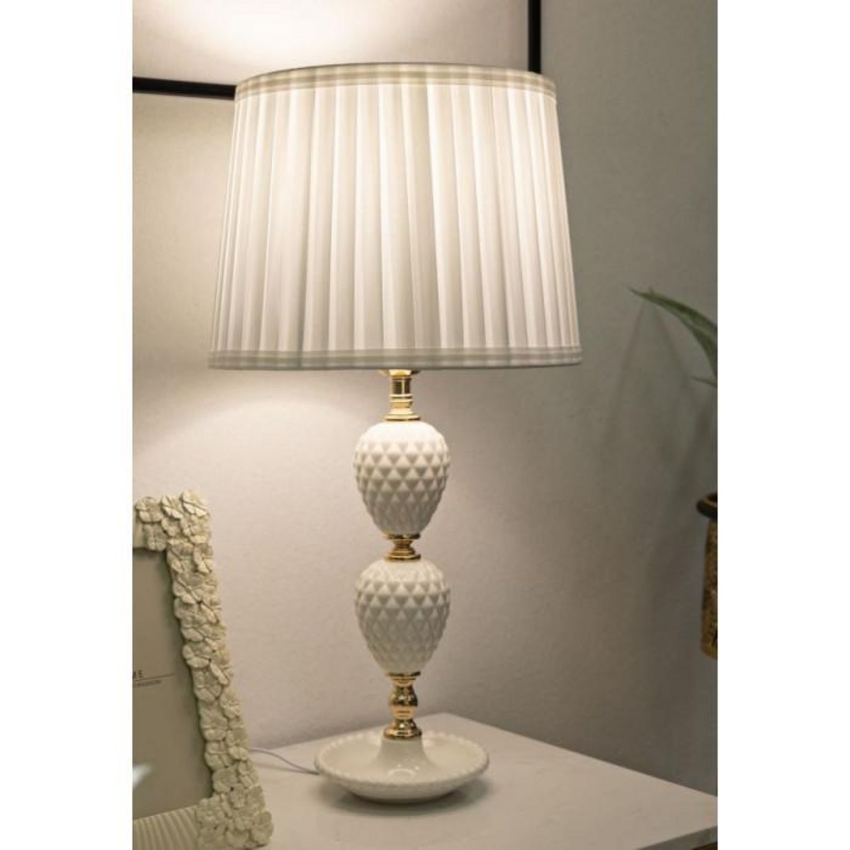 Paris Prix Lampe à Poser en Céramique  Annunziata  57cm Blanc & Or