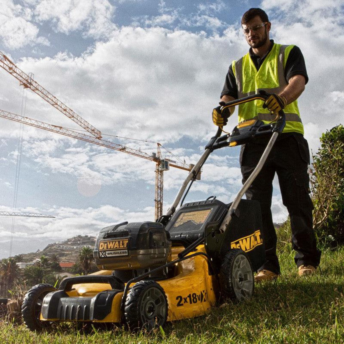 Dewalt Tondeuse 48cm 18V DEWALT DCMWSP564N-XJ