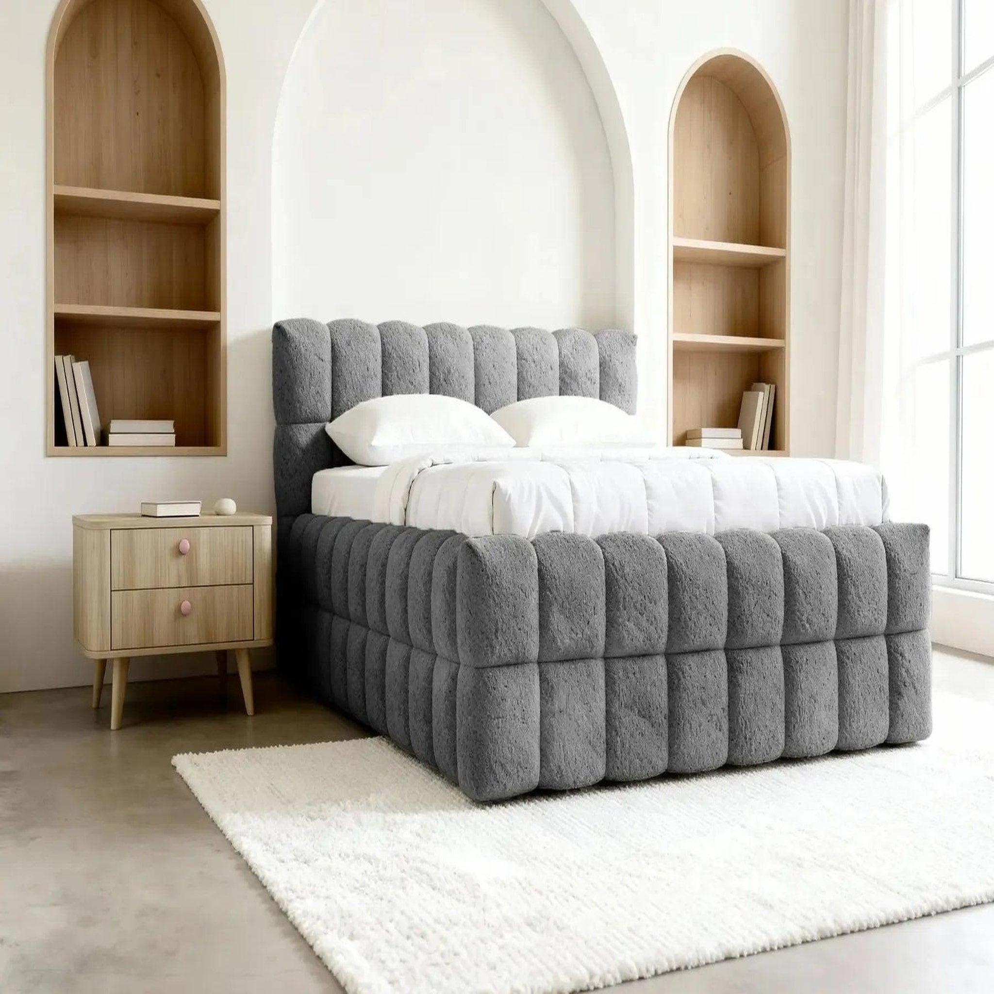 Voir la diapositive 6 : CASANOVA PARIS Voltaire - lit coffre tissu bouclette gris foncé
