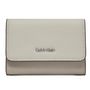 Voir la diapositive 1 : CALVIN KLEIN JEANS Portefeuille Beige Calvin Klein Jeans Trifold