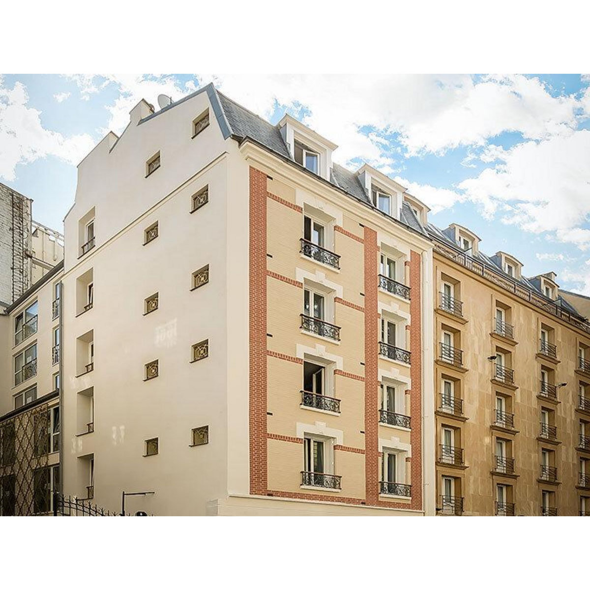 Smartbox Séjour découverte : 2 jours en hôtel au cœur de Paris - Coffret Cadeau Séjour