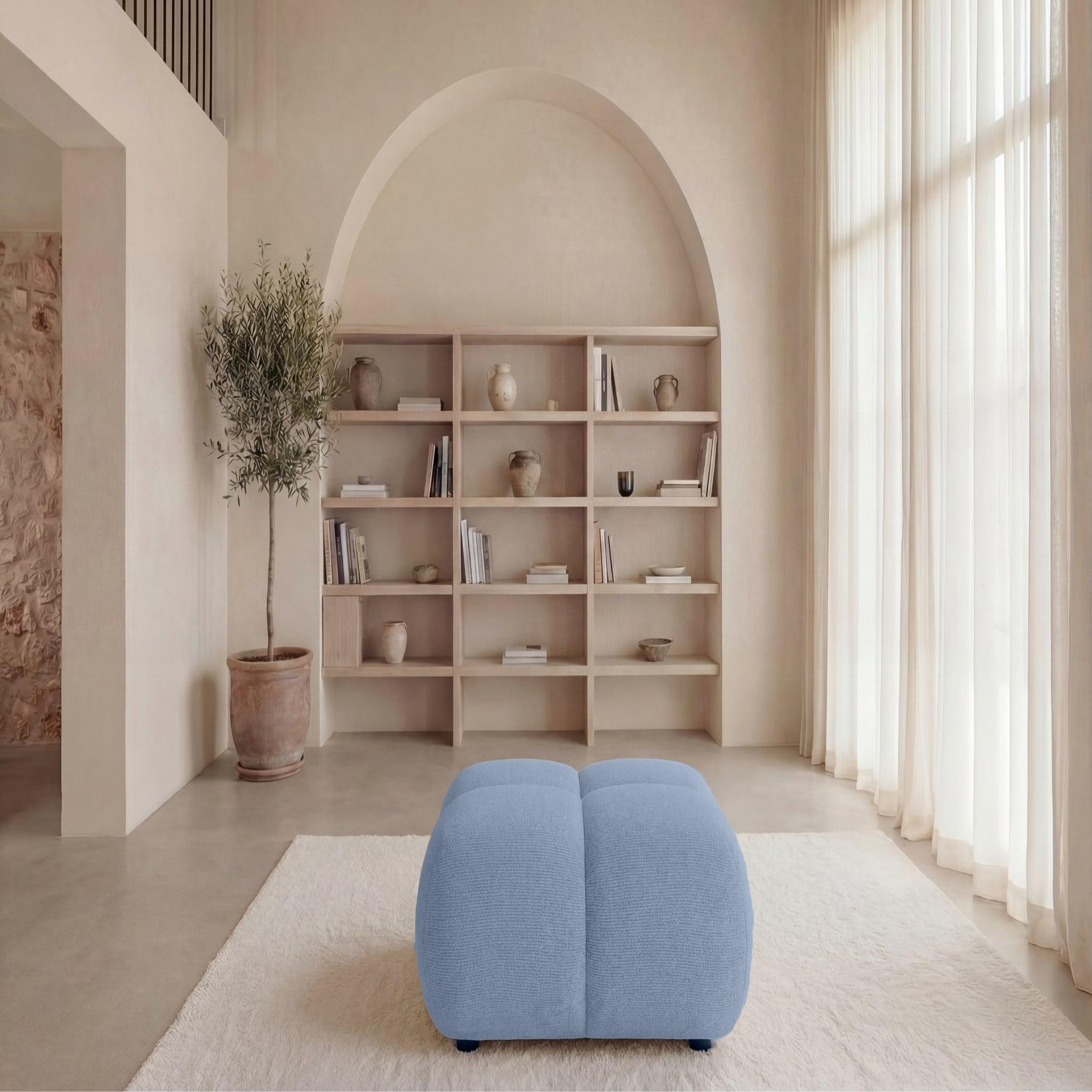Voir la diapositive 3 : CASANOVA PARIS Constance - pouf en tissu chenille 72x72x43.5