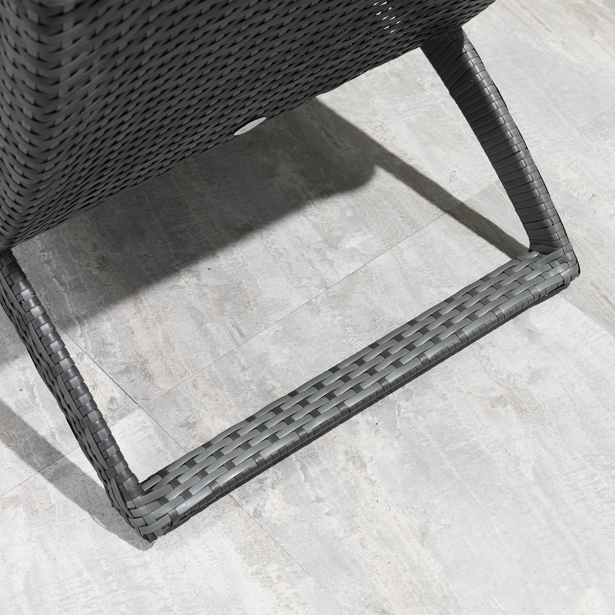 Voir la diapositive 6 : OUTSUNNY Bain de soleil design contemporain - matelas grand confort inclus - résine tressée gris