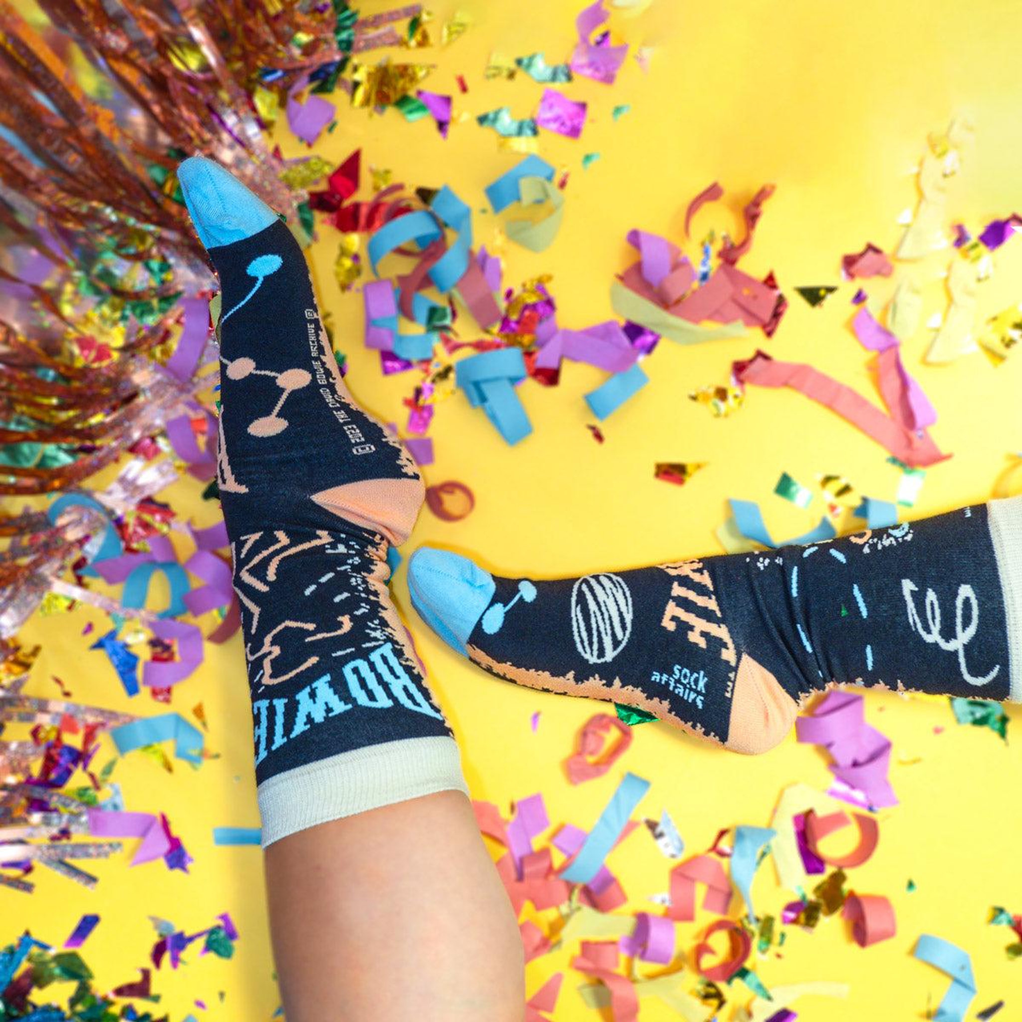 Voir la diapositive 5 : SOCK AFFAIRS Chaussettes david bowie, let's dance