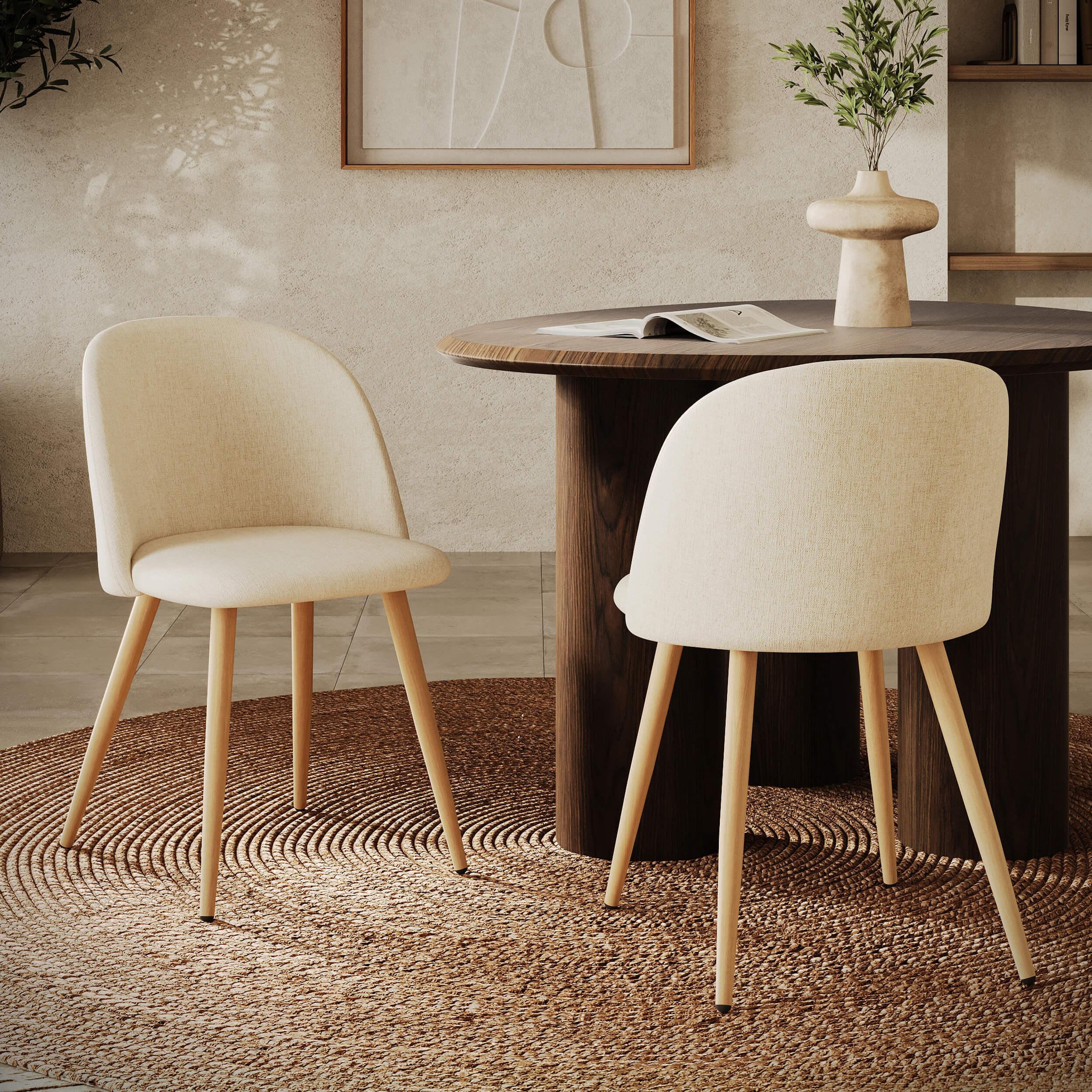 Voir la diapositive 2 : MAISON PAVANE Lot de 2 chaises en tissu beige et pieds en métal-cozy