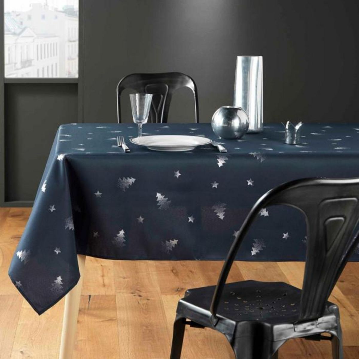 Paris Prix Nappe Imprimé Métallisé  Sapin  150x300cm Marine & Argent