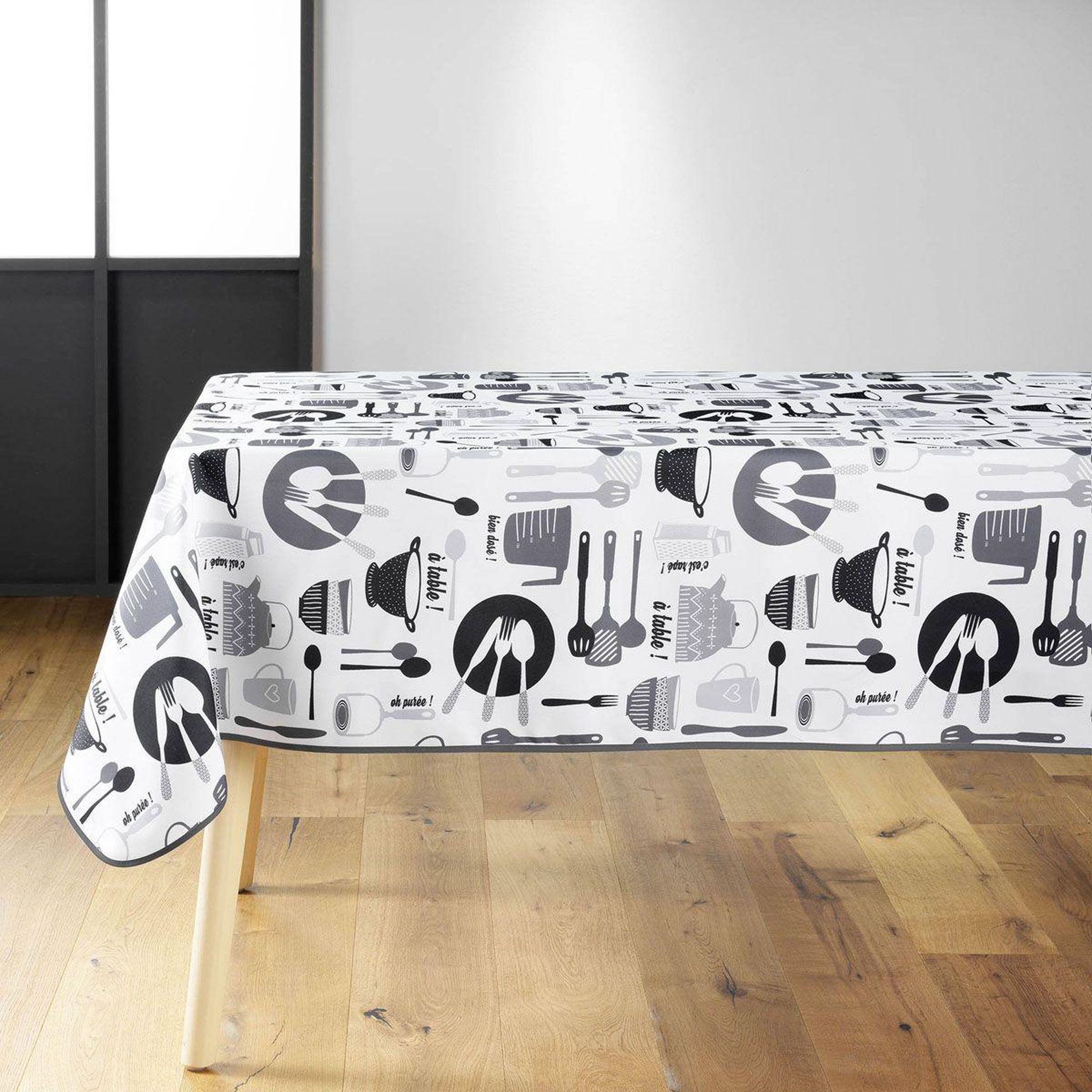 Douceur d'Intérieur Nappe imprimé  kitchen  150x240cm blanc & noir