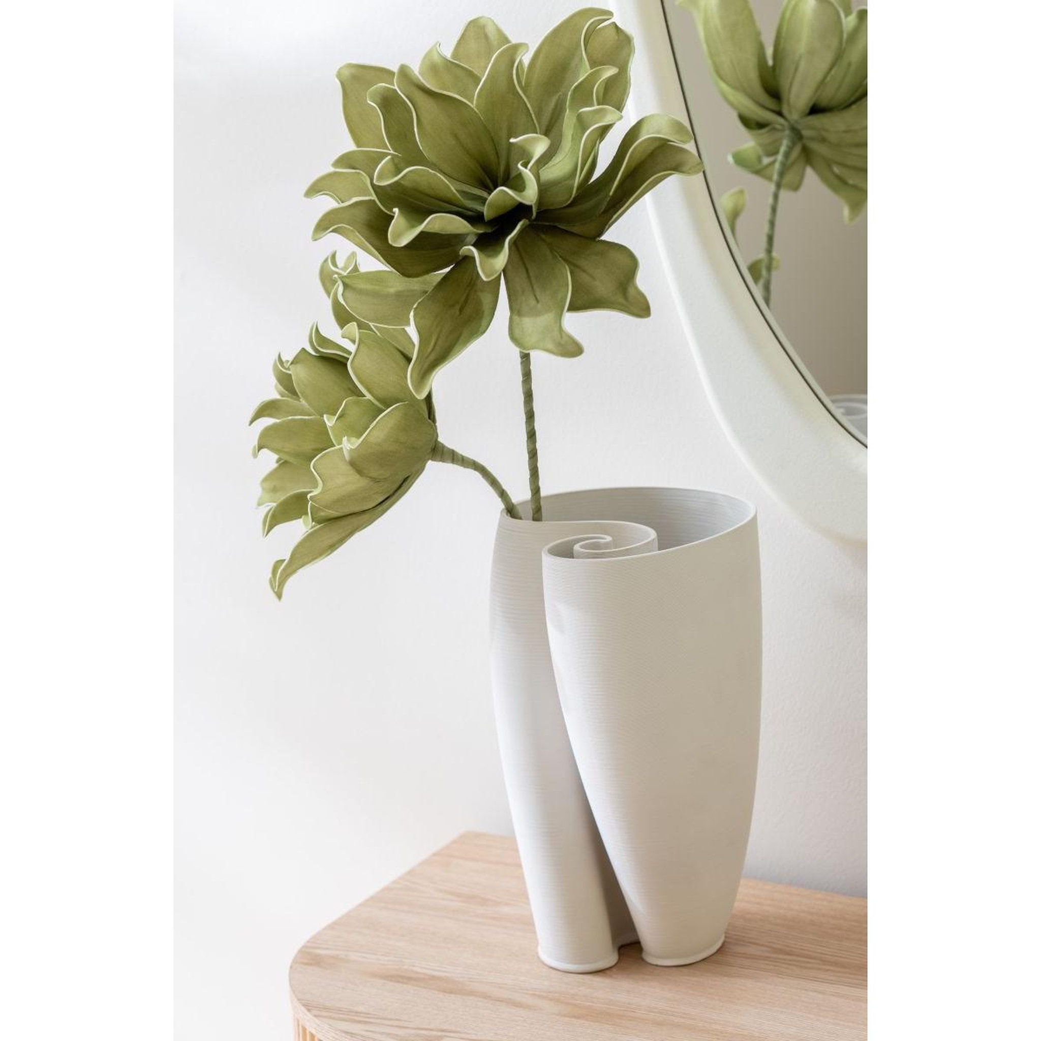 Voir la diapositive 2 : J-LINE Vase déco en céramique  hydra  33cm beige