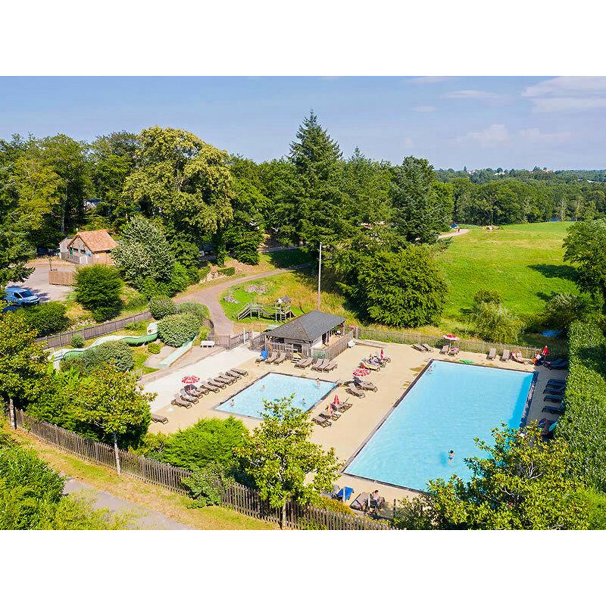 Smartbox 3 jours avec dîner et cadeau dans un château près d'Angoulême - Coffret Cadeau Séjour