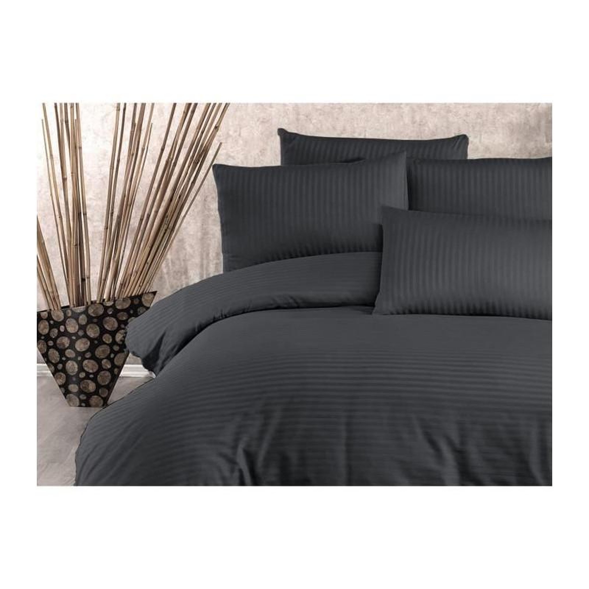 Voir la diapositive 2 : GENERIQUE Parure de lit - 1 housse de couette 220x240 cm + 2 taies d'oreiller 60x60 cm - 80% coton, 20% polyester - Anthracite