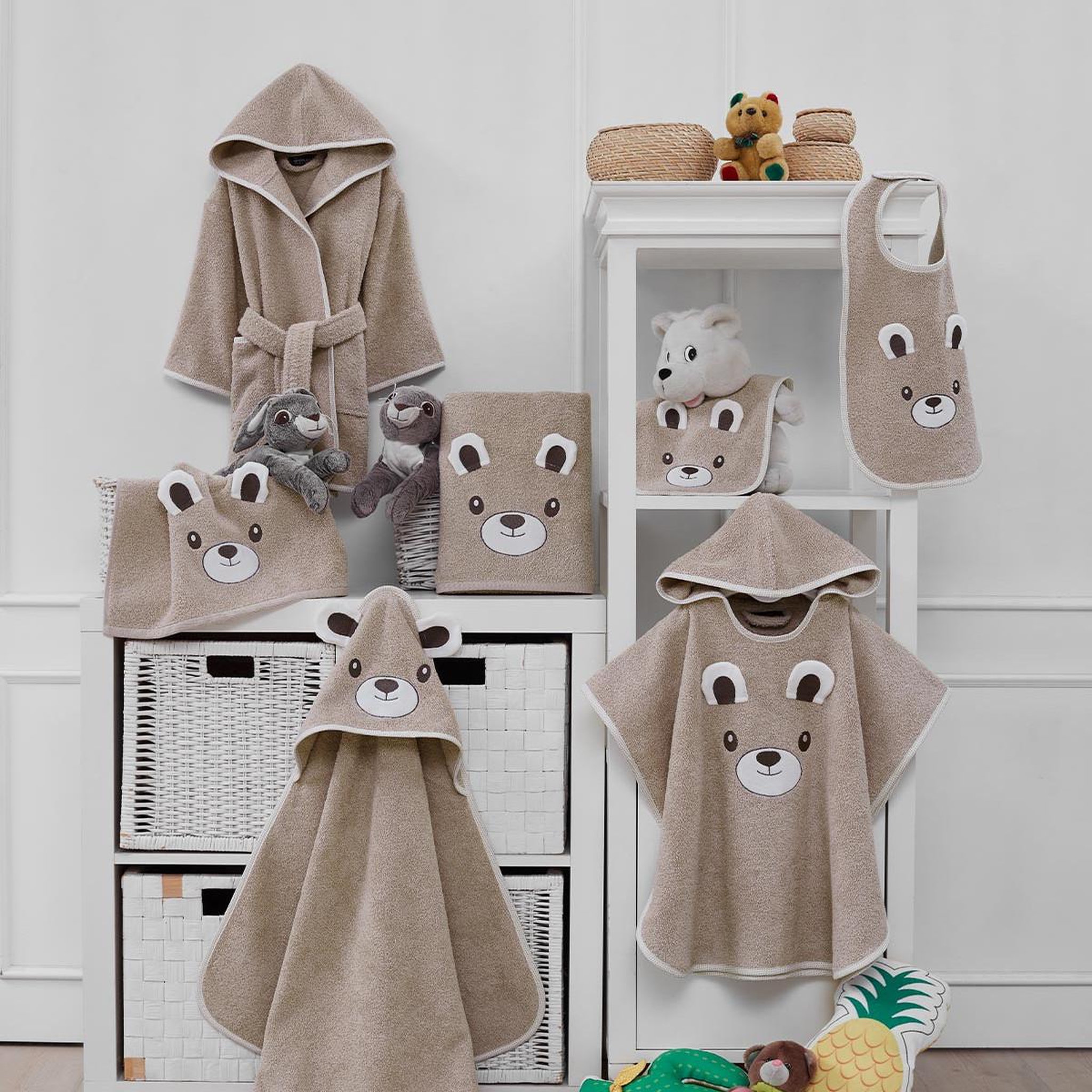 Voir la diapositive 3 : Sensei Maison Ensemble enfant 1 serviette de toilette  + 1 drap de bain BOBBY L'OURS