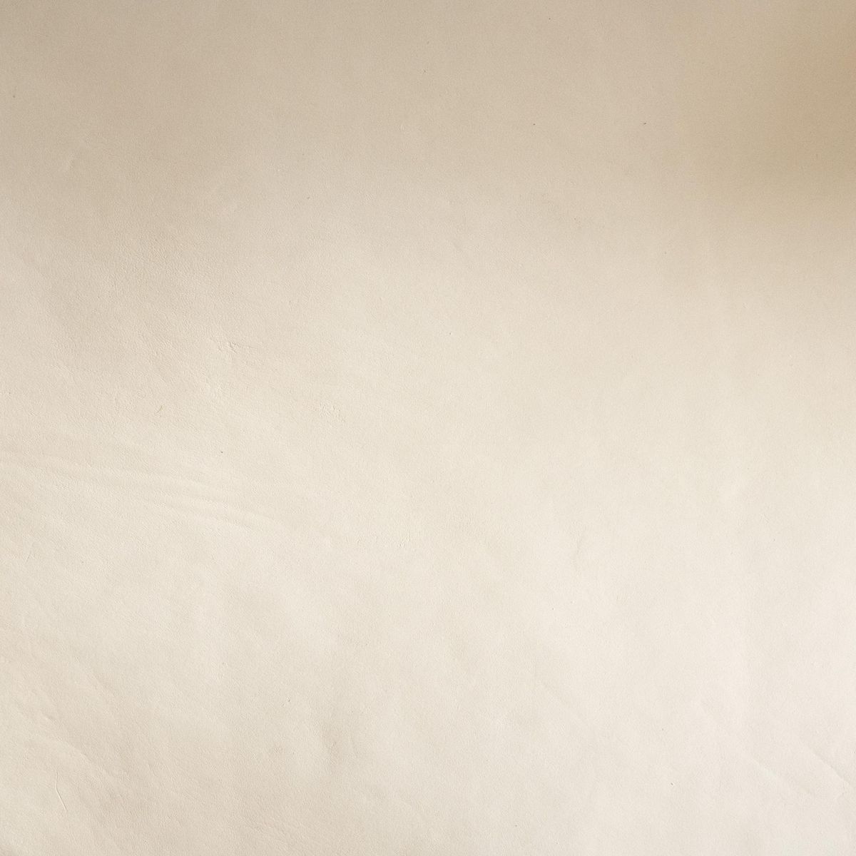 Rendez vous déco Fauteuil en teck et cuir tressé marron - Kuna