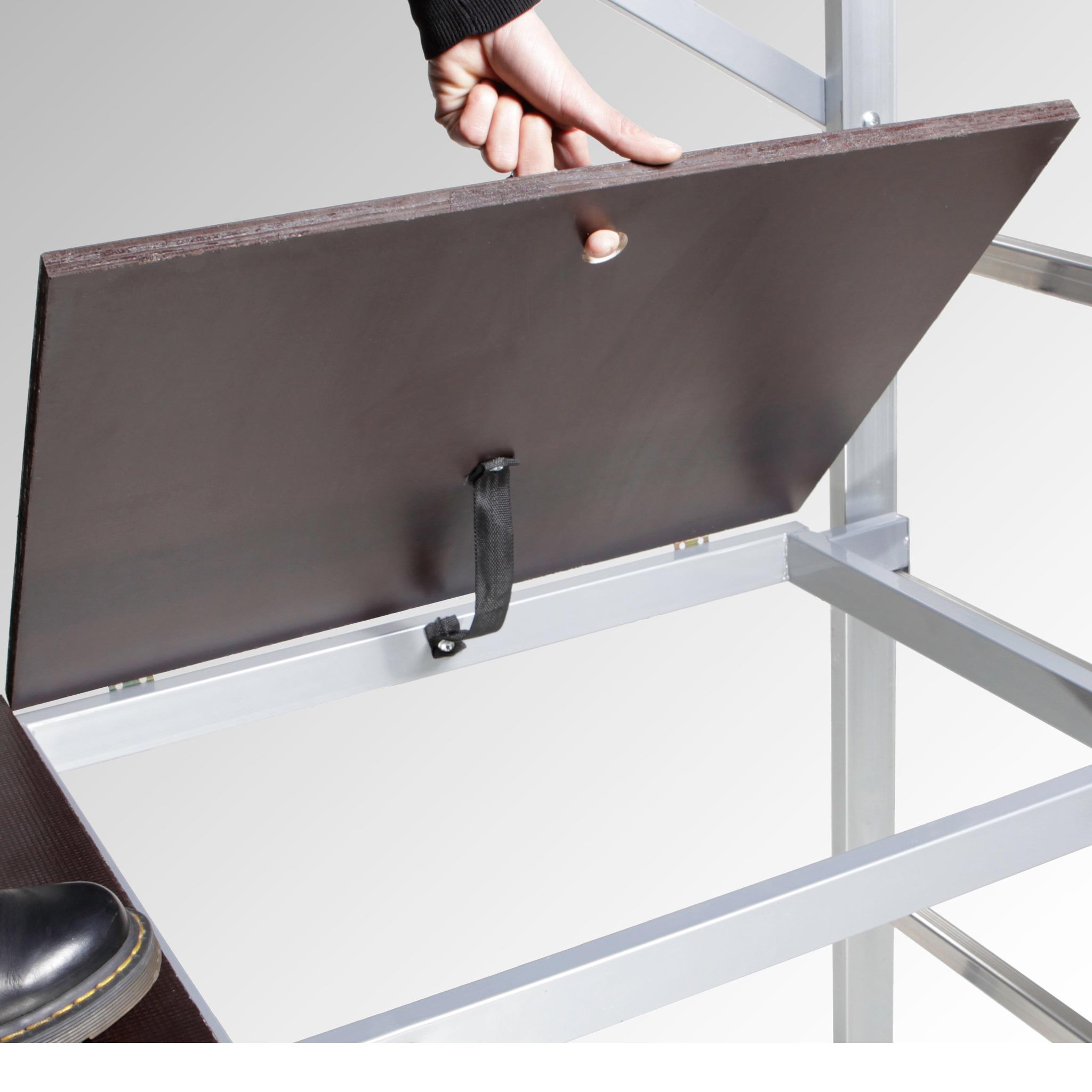 Voir la diapositive 3 : HAILO Echafaudage roulant d'escalier 4m en aluminium - HOBBYSTEP H4