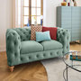 Voir la diapositive 2 : LISA DESIGN Walter - canapé 2 places chesterfield en velours - pieds bois