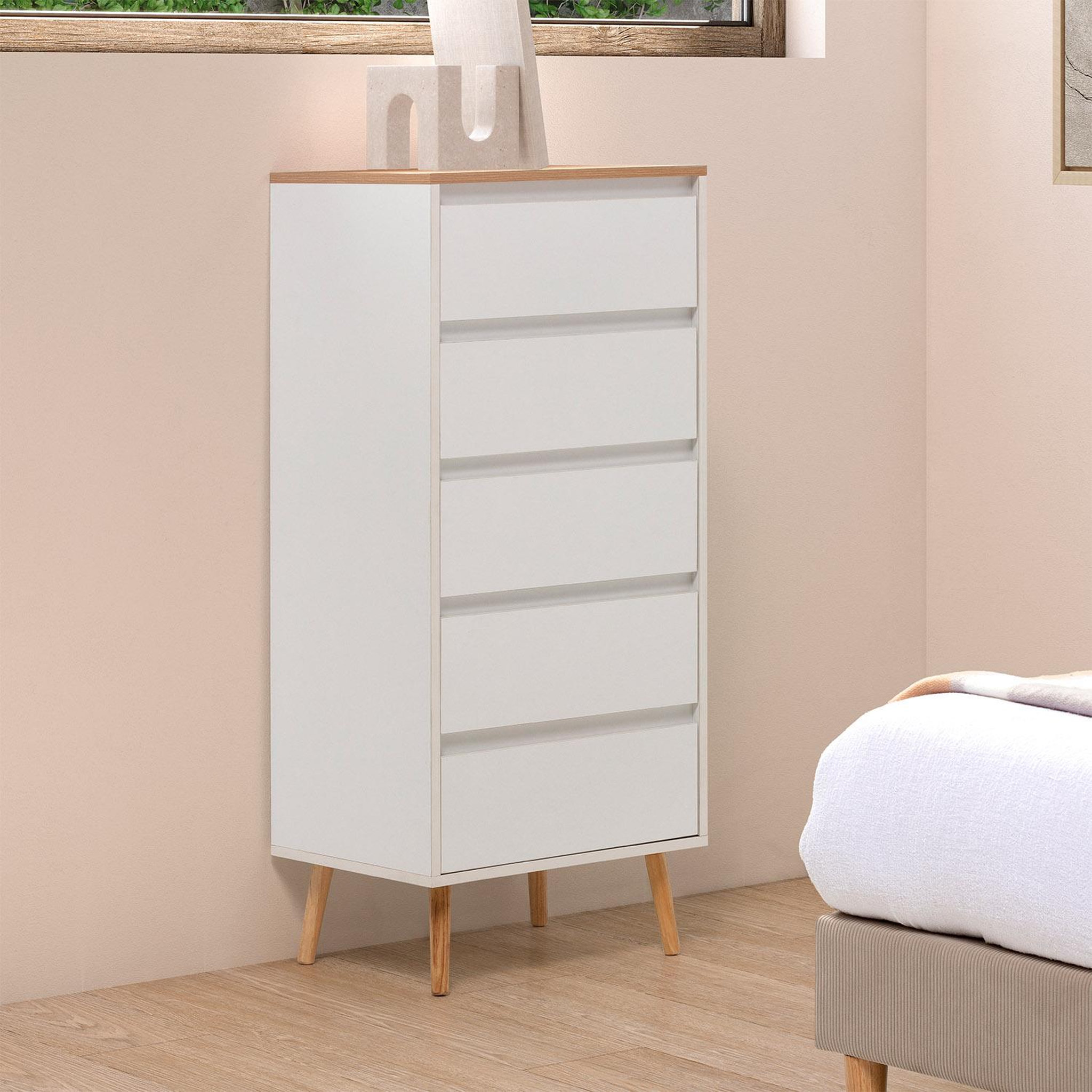 Voir la diapositive 2 : VS VENTA-STOCK Commode haute Desi 5 tiroirs couleur Blanc