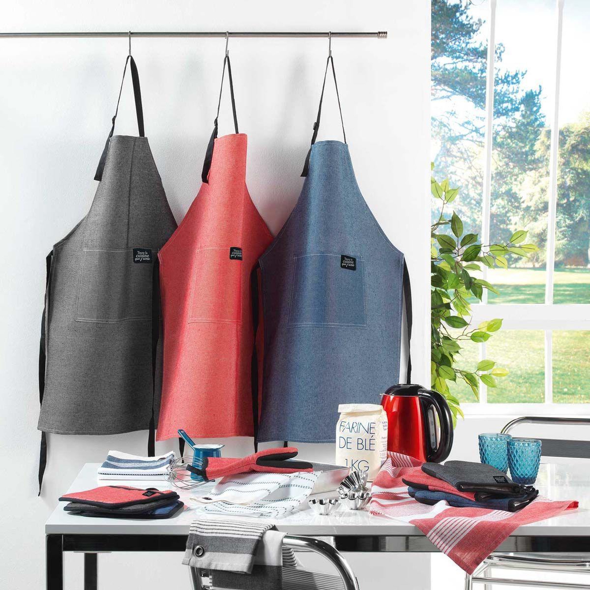 Voir la diapositive 3 : Douceur d'Intérieur Gant & manique chambray  harold  18x28cm gris