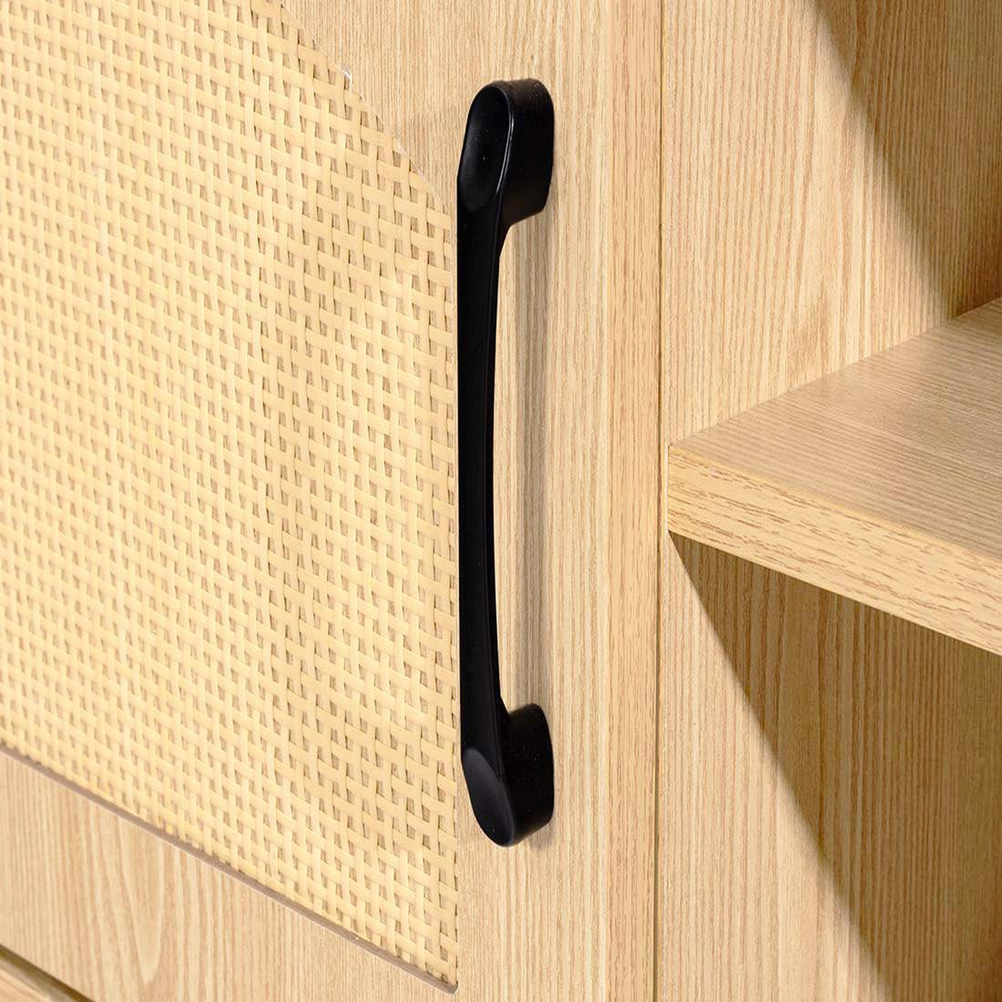 Voir la diapositive 6 : BEST MOBILIER Nagato - meuble tv - cannage et effet bois - 2 portes et 2 niches -180 cm