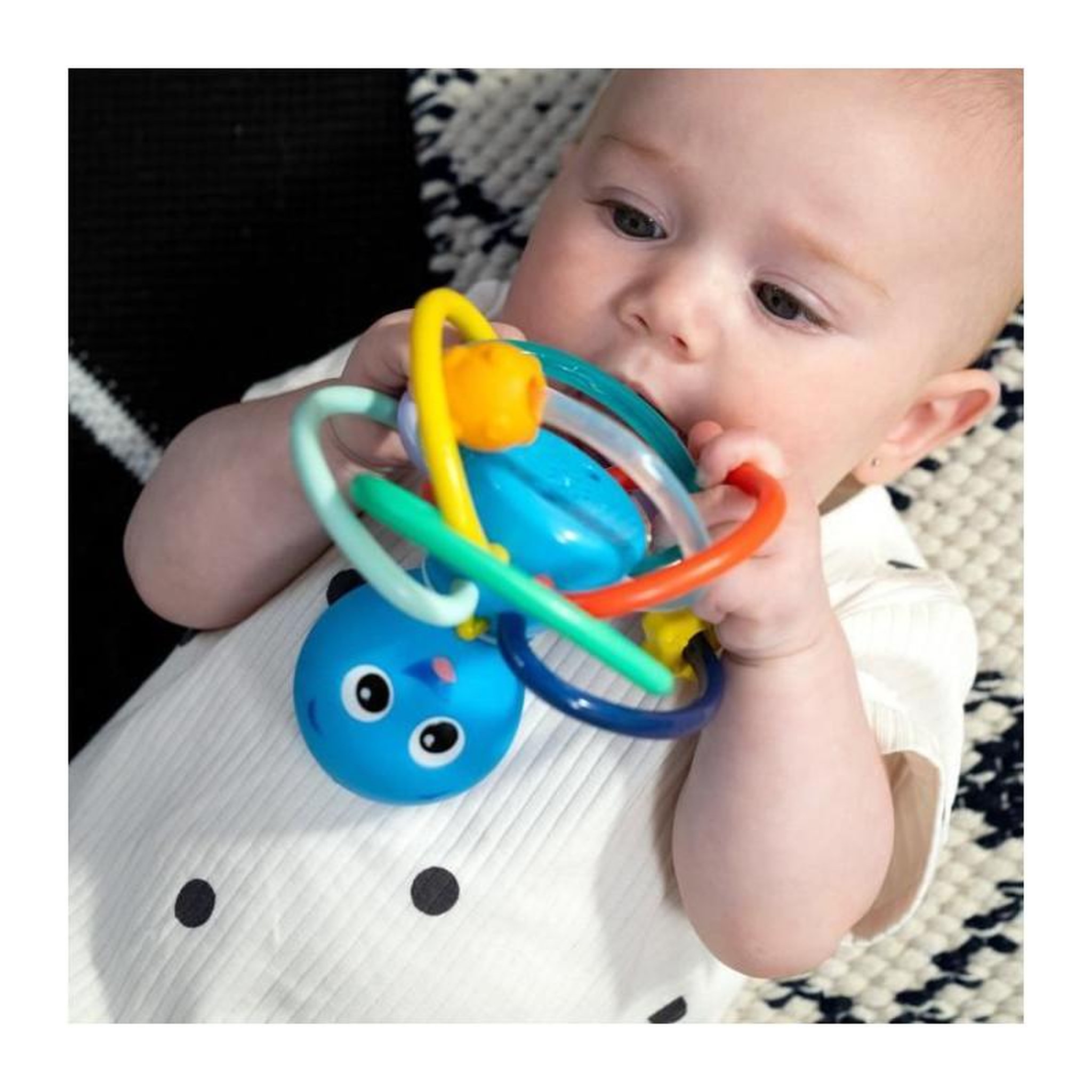 Voir la diapositive 2 : BABY EINSTEIN BABY EINSTEIN Ocean Explorers Opus' Shake & Soothe Anneaux de Dentitions, jouet et hochet, des la naissance