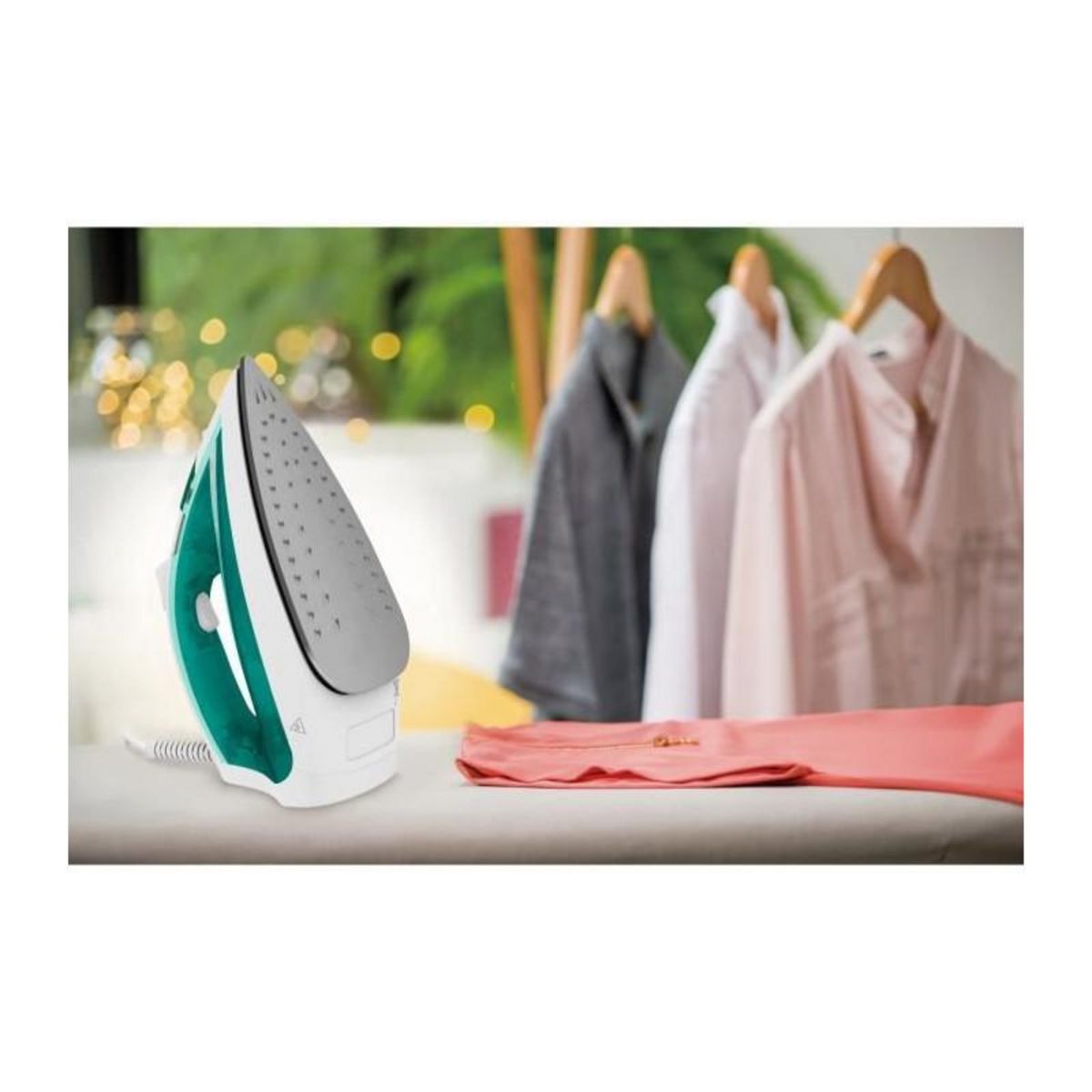 CALOR CALOR FV1710C0 Fer a repasser vapeur, 1800 W, Débit vapeur 24 g/min, Pressing 80 g/min, Défroissage vertical, Virtuo, Bleu/ver