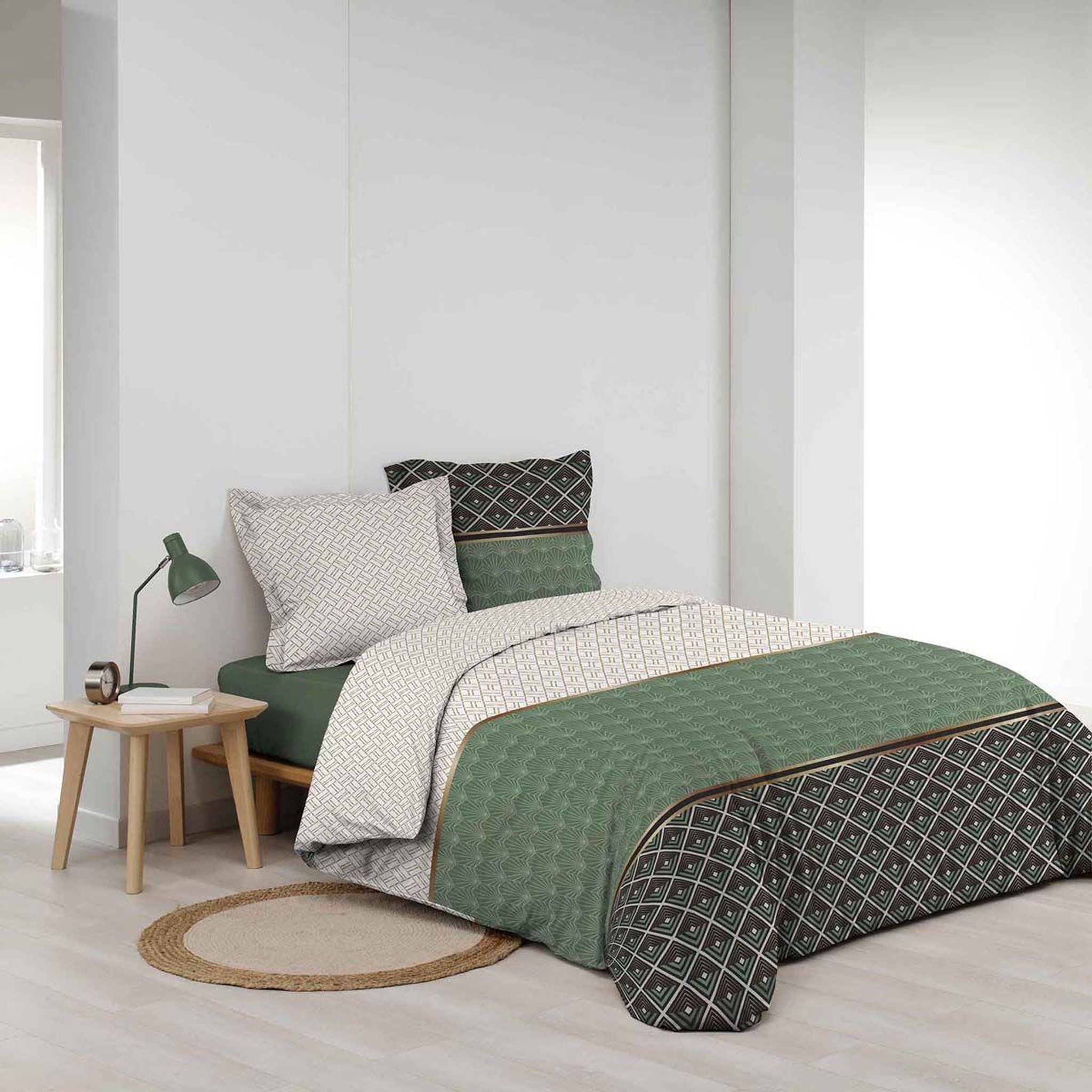 Voir la diapositive 2 : Douceur d'Intérieur Parure de lit 3 pièces  belor  240x220cm vert