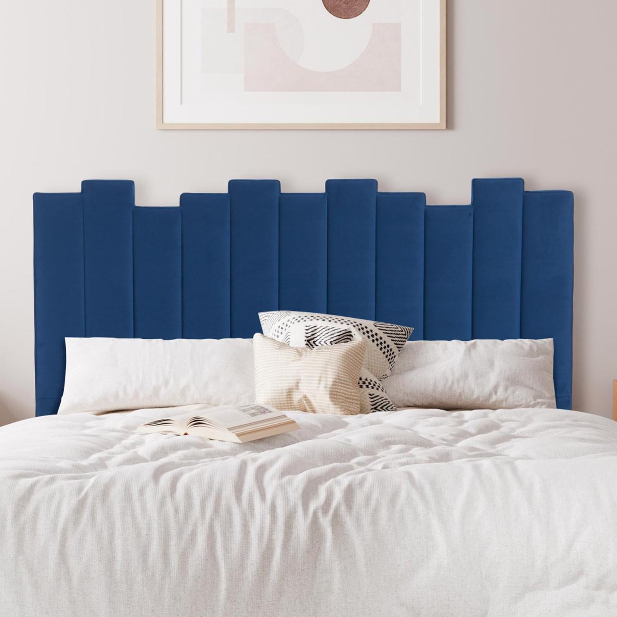 Voir la diapositive 6 : Paris Prix Tête de lit en velours design  kenty  160cm bleu