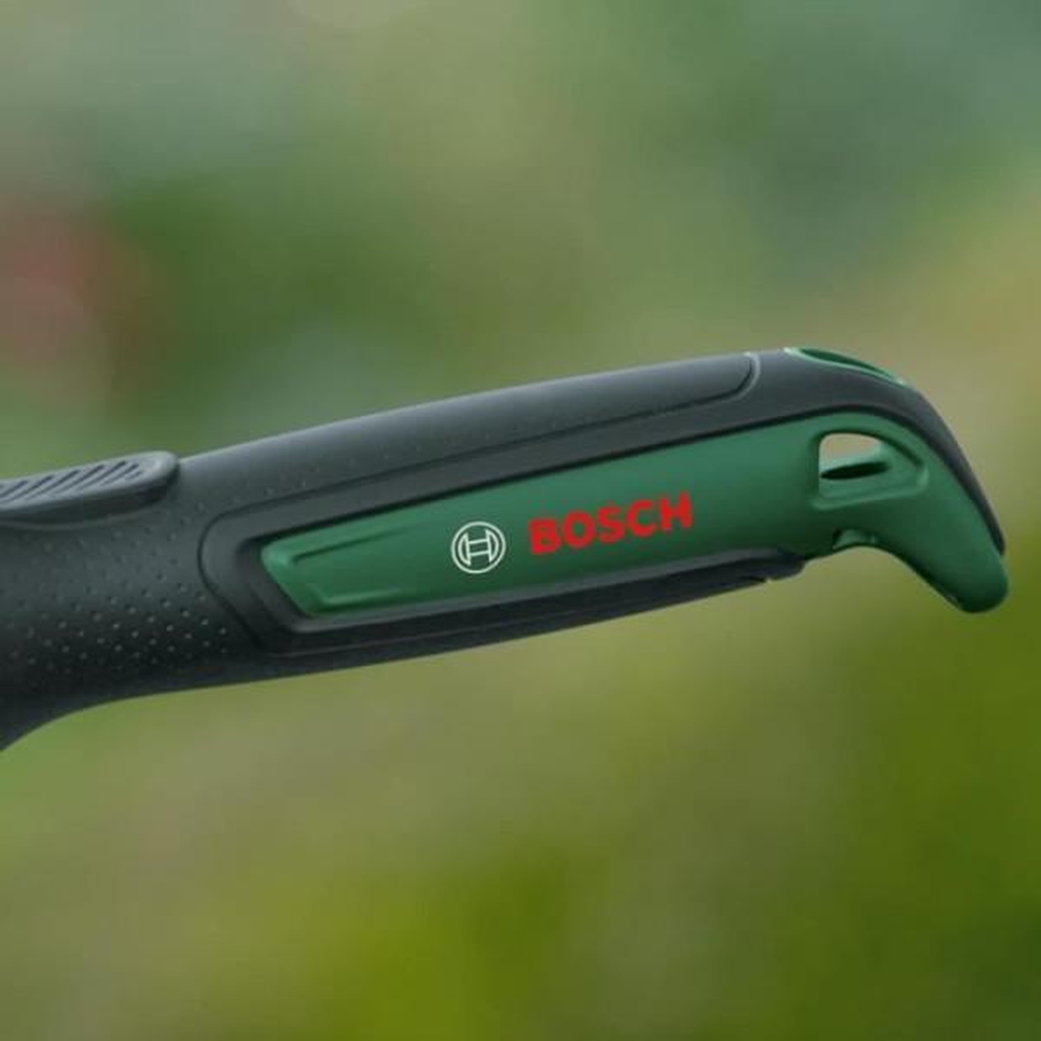 Voir la diapositive 5 : BOSCH Balai a gazon Bosch - acier inoxydable