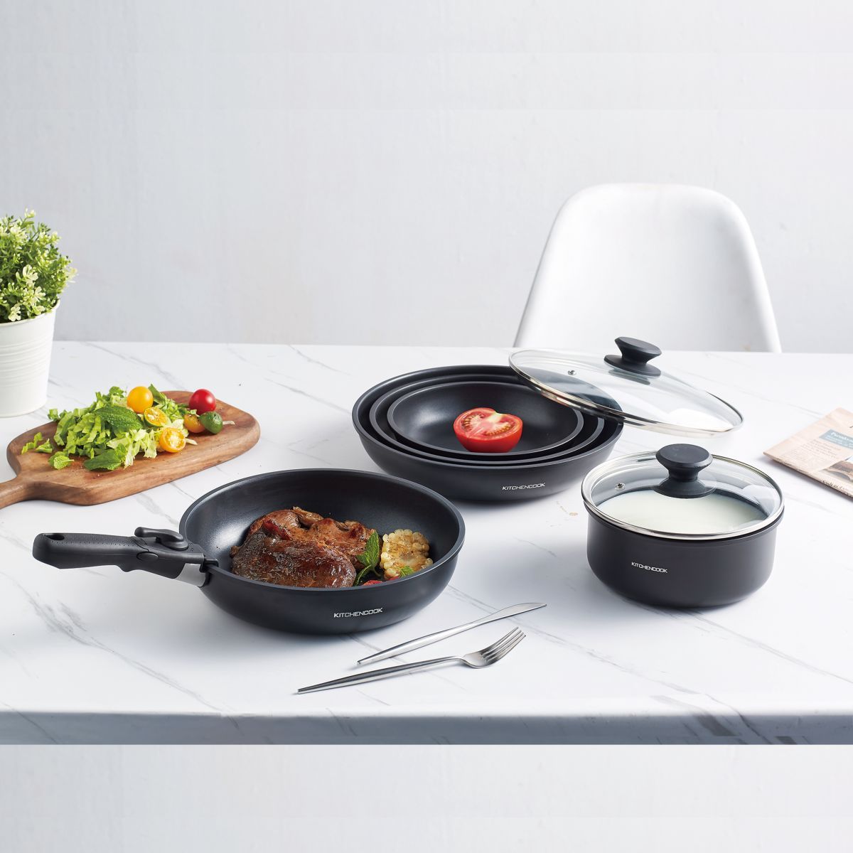 KITCHEN COOK Batterie de cuisine induction 8 pièces noire