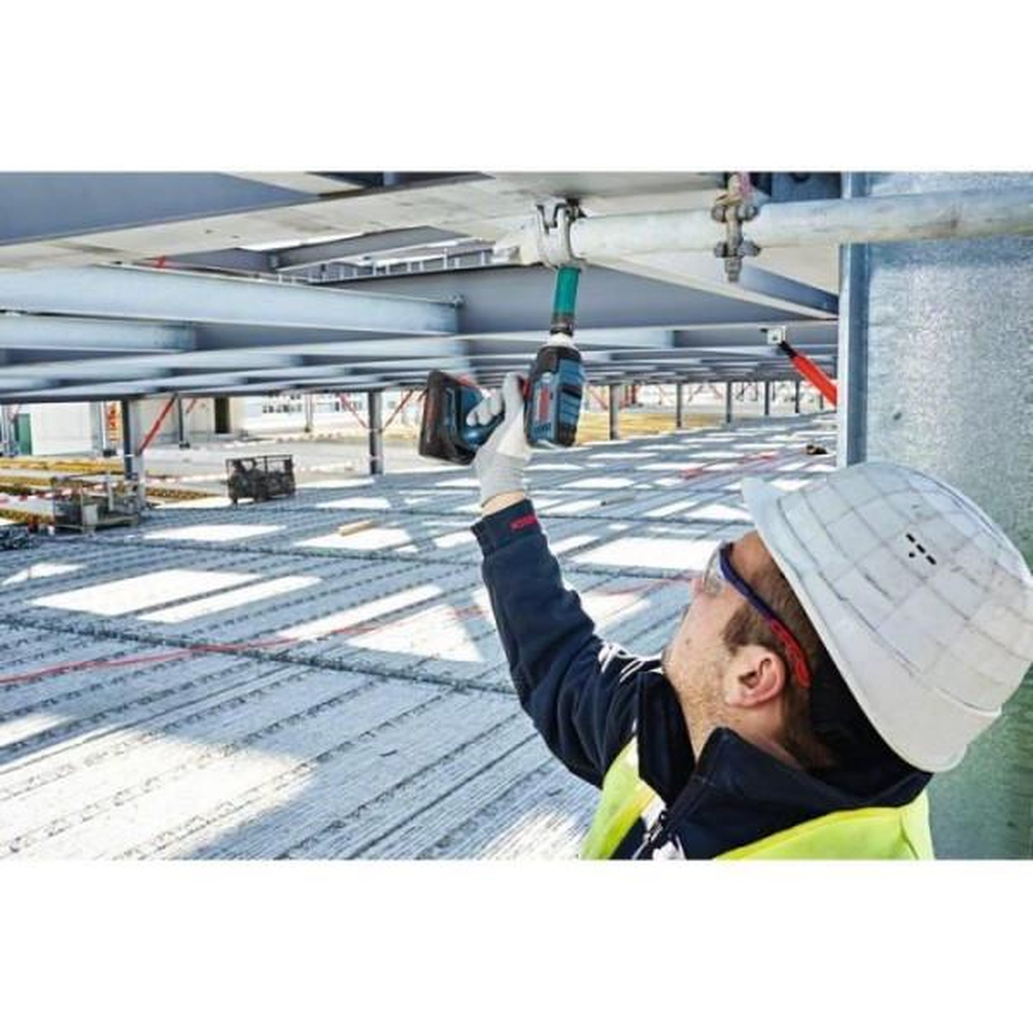 Voir la diapositive 3 : BOSCH Pack de 2 batteries 18v procore 4ah + chargeur rapide - bosch - 1600a01ba3