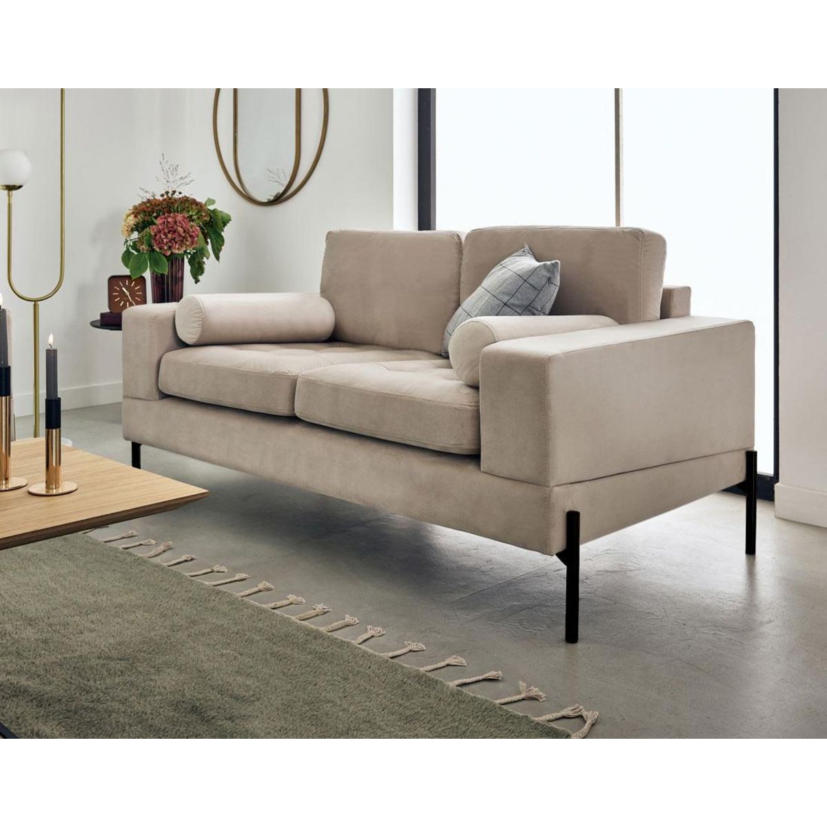 LISA DESIGN Isaure - canapé droit 2 places en velours