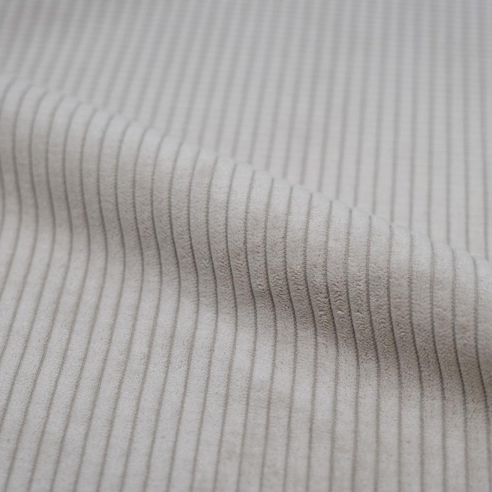 Voir la diapositive 3 : MAISON PAVANE Pouf rond en velours côtelé beige-lily