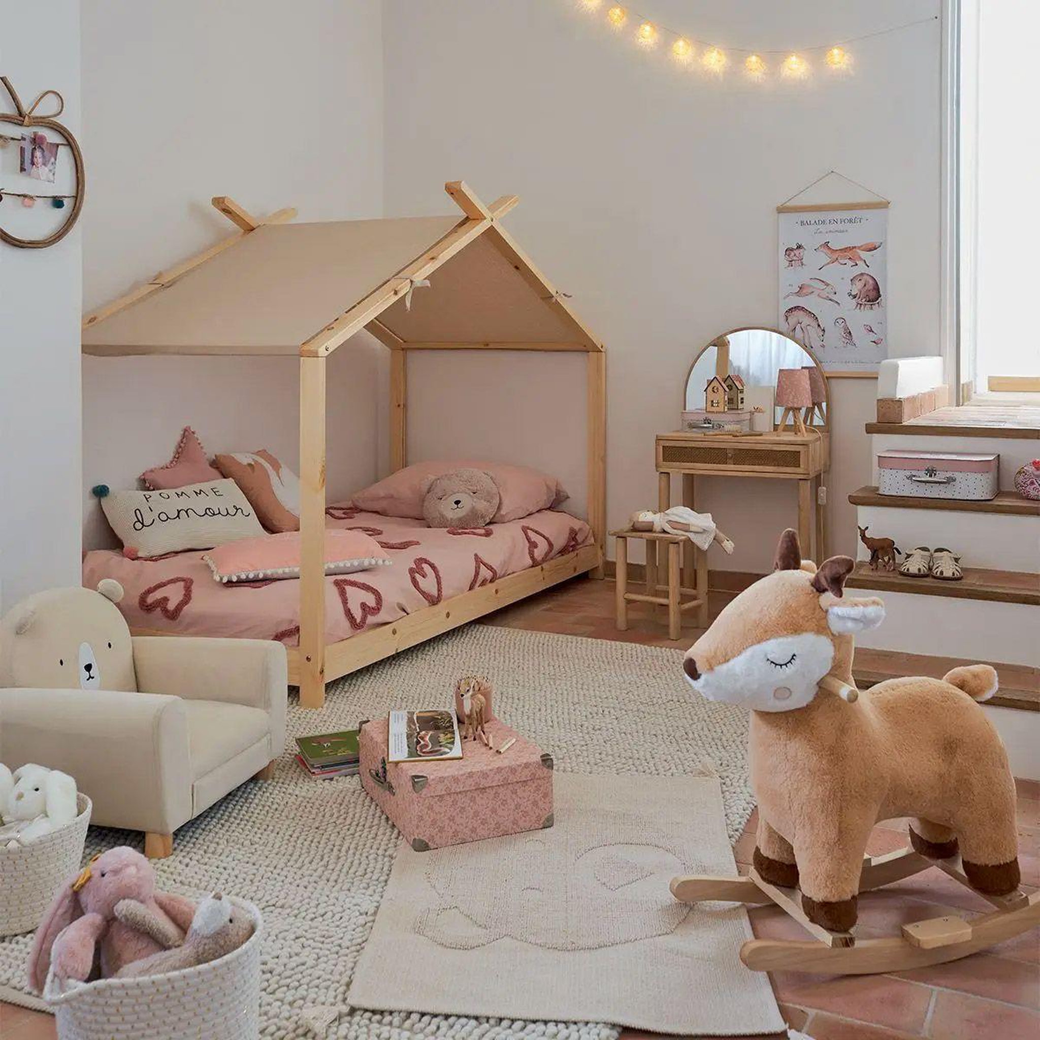 Voir la diapositive 3 : Atmosphera Kids Porte-photo en rotin  campagne  35cm beige