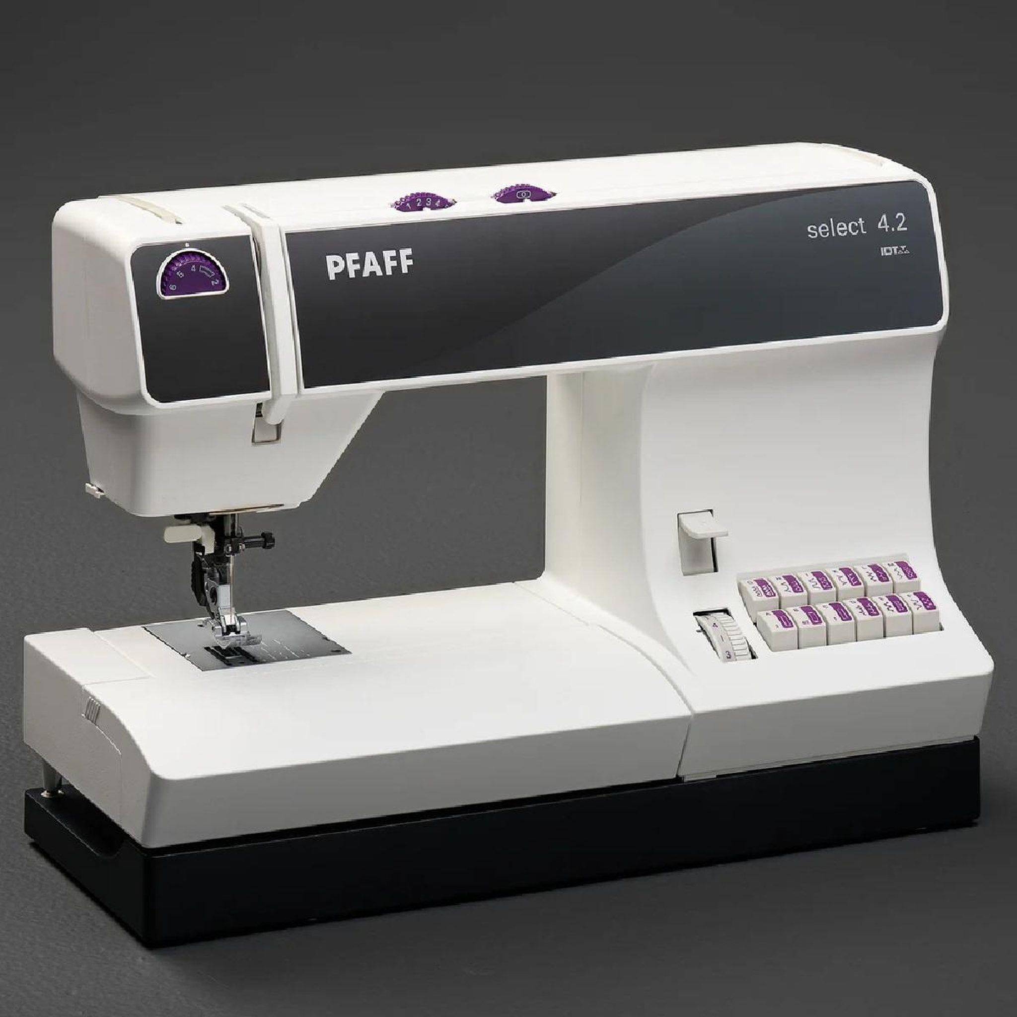 Voir la diapositive 2 : Pfaff Machine à coudre pfaff select 4.2