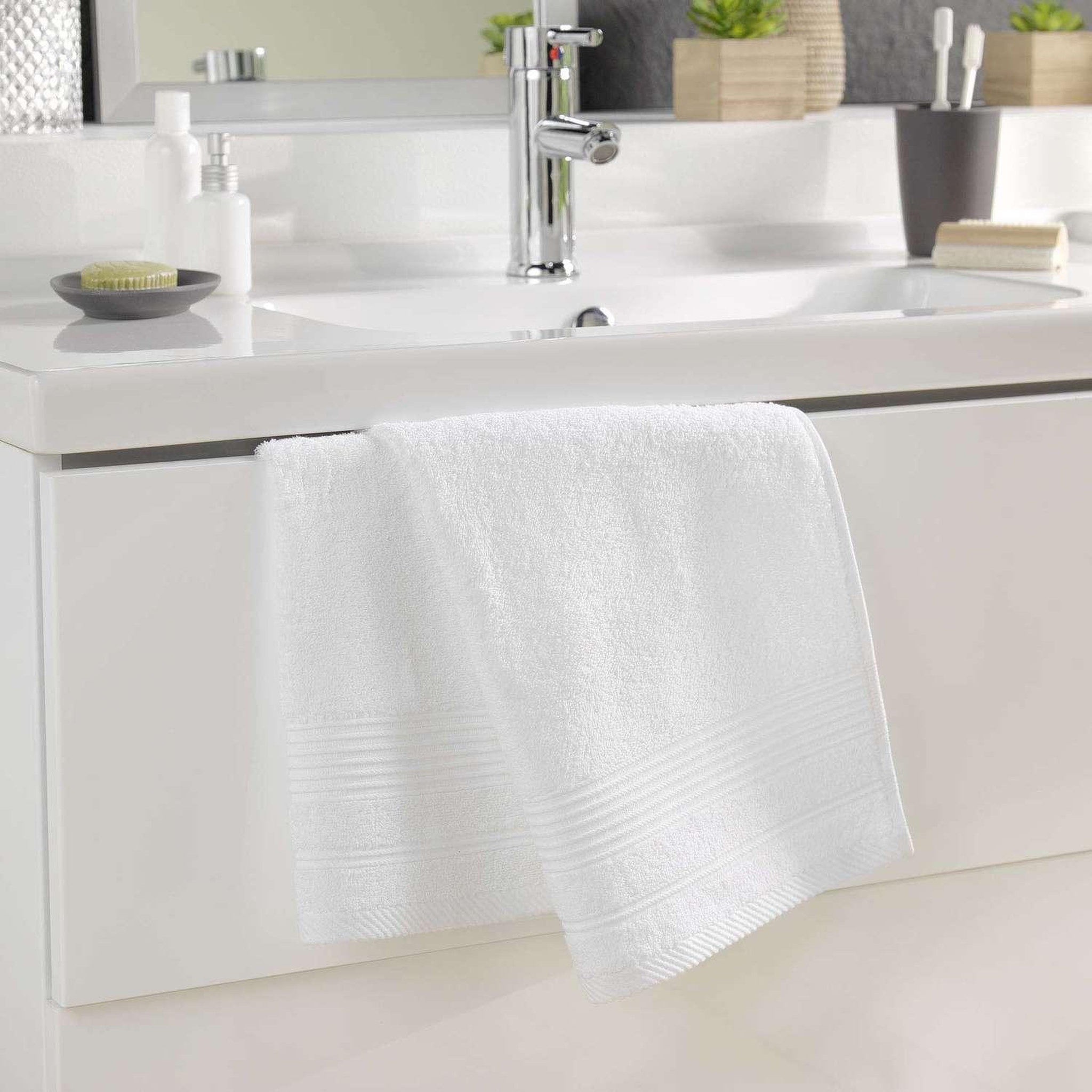 Voir la diapositive 3 : Douceur d'Intérieur Serviette de toilette DAYTA - Eponge unie