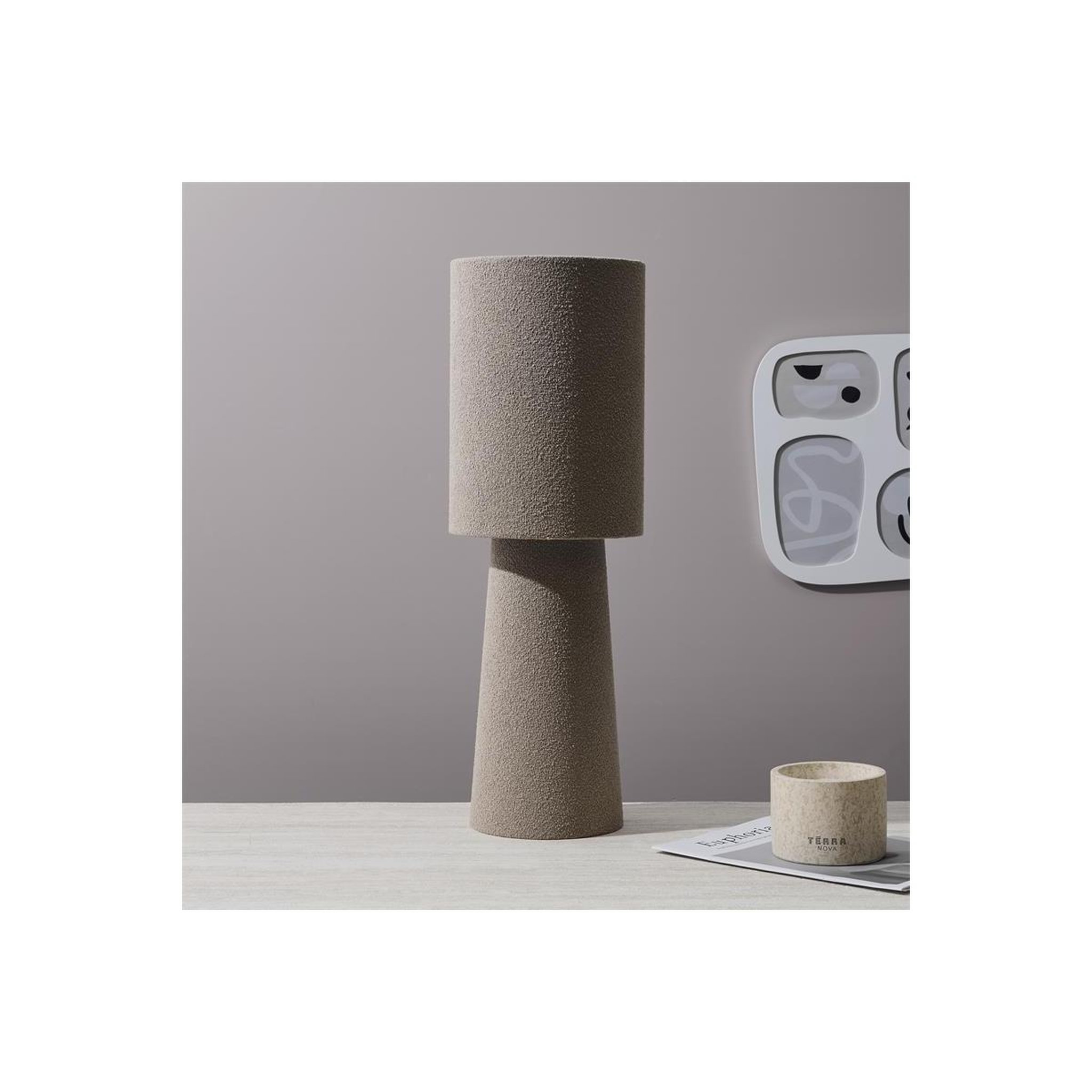 Voir la diapositive 2 : The Home Deco Factory Lampe à poser bouclette  angye  58cm taupe