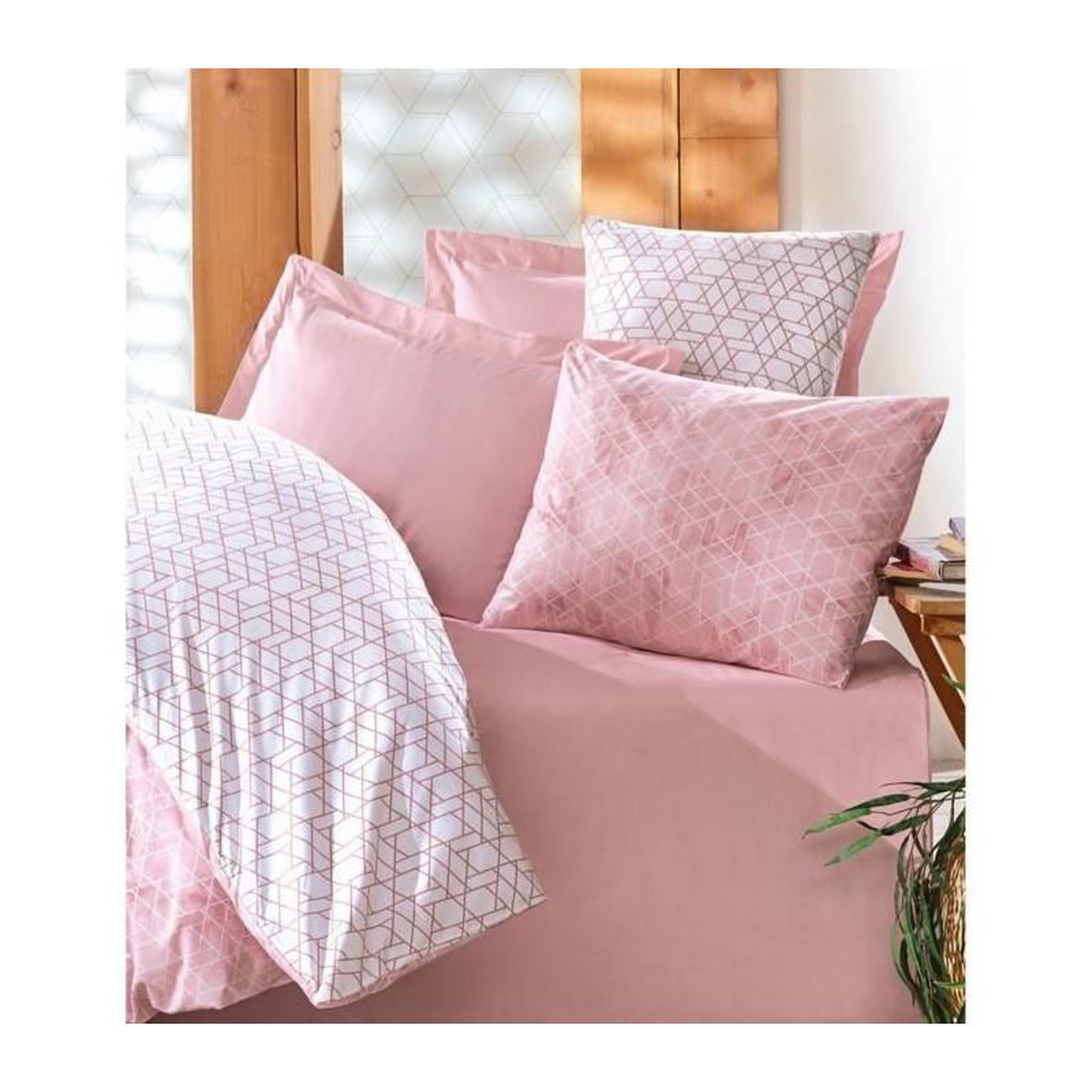 Voir la diapositive 4 : GENERIQUE Parure de lit - 129CTN62617 - 1 housse de couette 220 x 240 cm + 2 taies d'oreiller 60 x 60 cm - 100% coton ranforcé - Rose